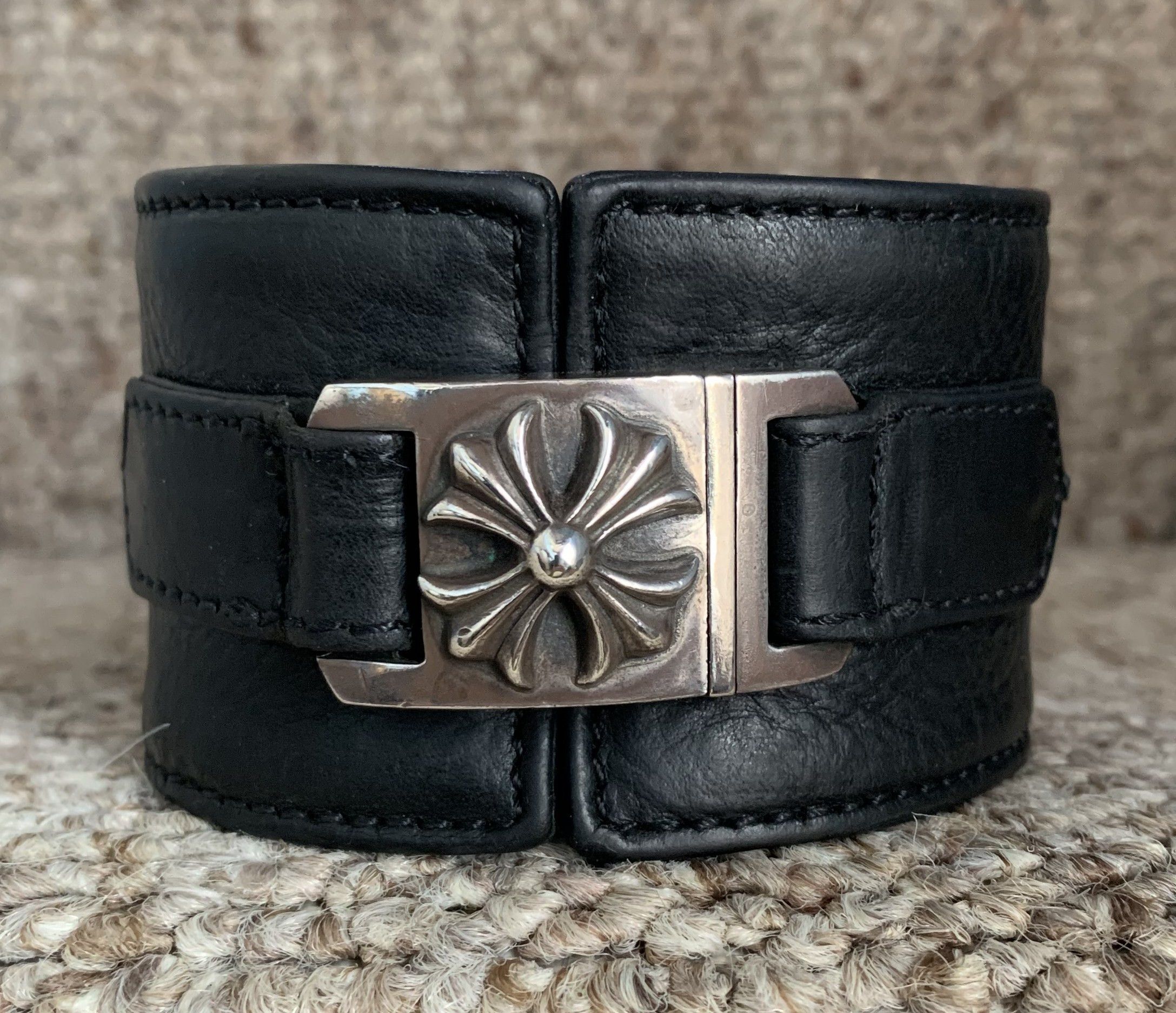 Chrome Hearts Chrome Hearts Wide Leather Silver Cross Bracelet Size ONE SIZE - 3 Thumbnail
