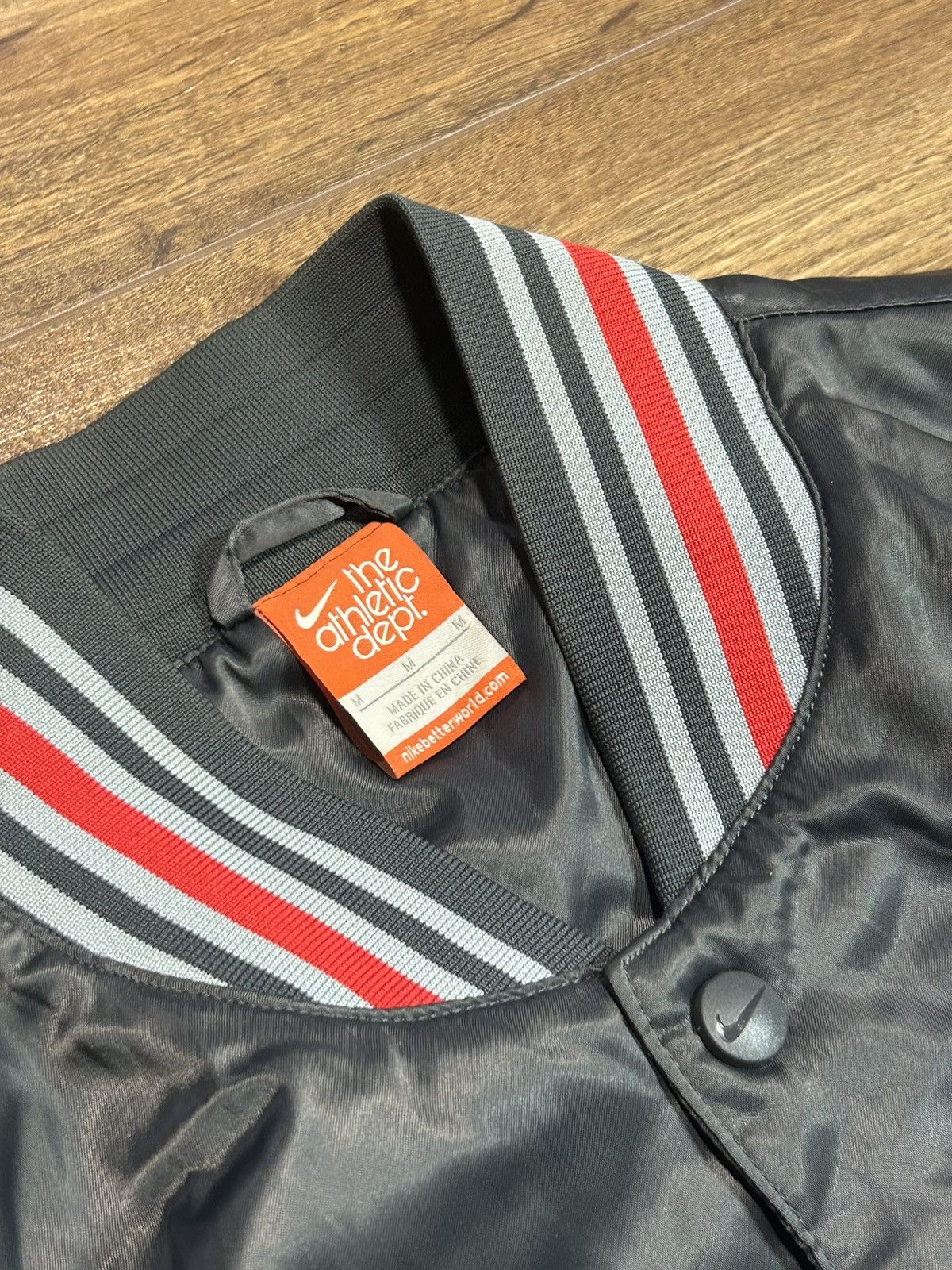 Nike Vintage Nike nylon bomber jacket Size US M / EU 48-50 / 2 - 3 Thumbnail