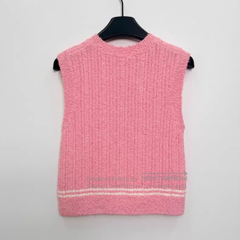 Chanel Chanel Pink CC Knit Sleeveless Vest i Size S / US 4 / IT 40 - 3 Thumbnail