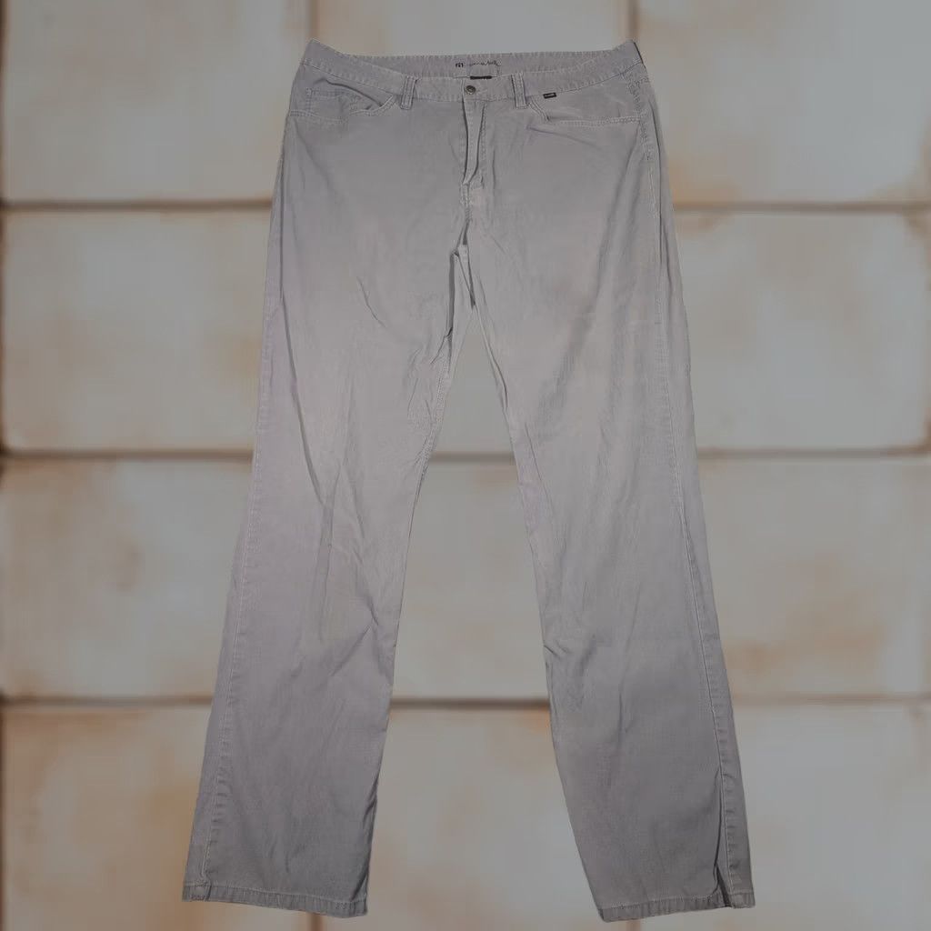 TravisMathew TravisMathew Pants Mens 40x34 Gray Stretch Chino Straight Leg Casual Golf Size US 40 / EU 56 - 1 Thumbnail