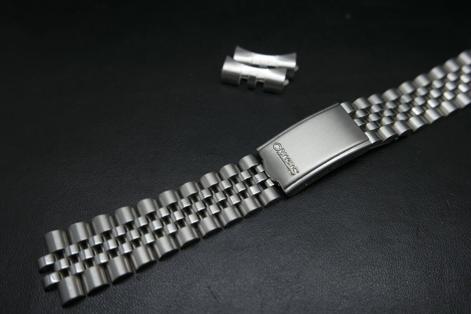 Seiko 19MM Seiko Jubilee Stainless Steel Watch Bracelet Size ONE SIZE - 5 Thumbnail
