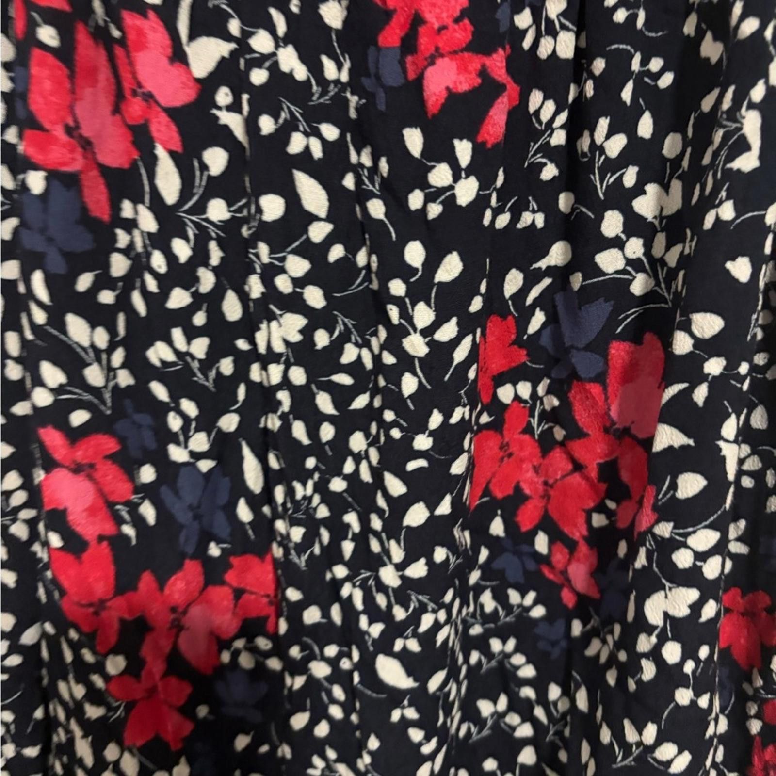 Gap GAP Navy and Red Floral Midi Dress Size M / US 6-8 / IT 42-44 - 3 Thumbnail