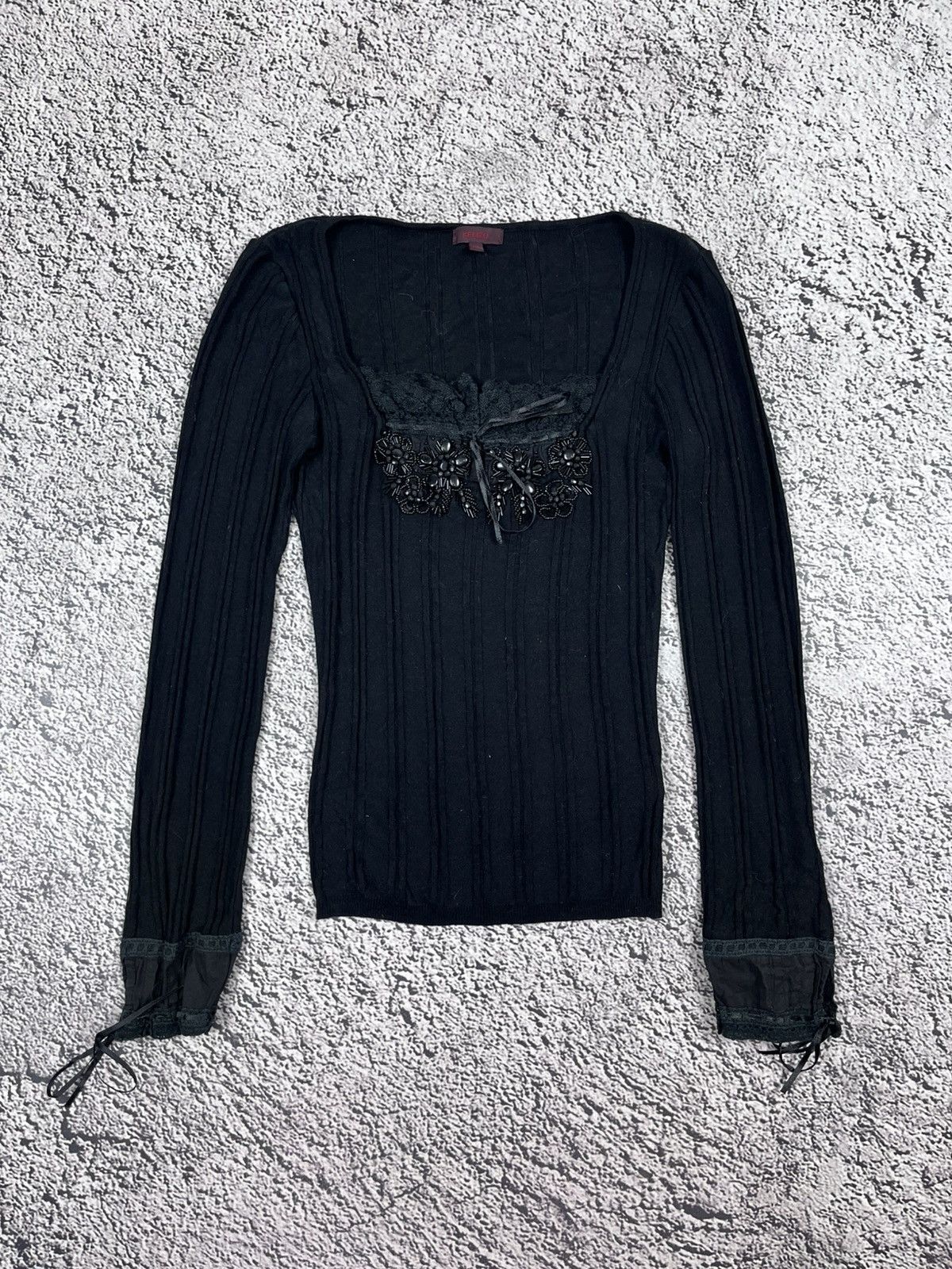 Kenzo Vintage Gothic Kenzo Embellished Rib Knit Top V Neck Size S / US 4 / IT 40 - 1 Thumbnail