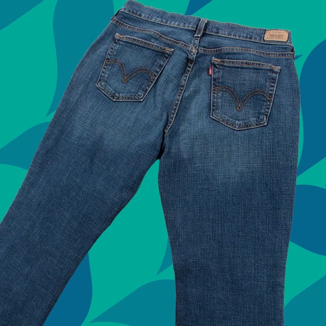 Levi's Vintage Levi'S 515 Bootcut Mid Rise Jeans - Mens Denim - 8 Short - 32x30 - 90s/00s - Y2K Size 30" / US 8 / IT 44 - 1 Thumbnail