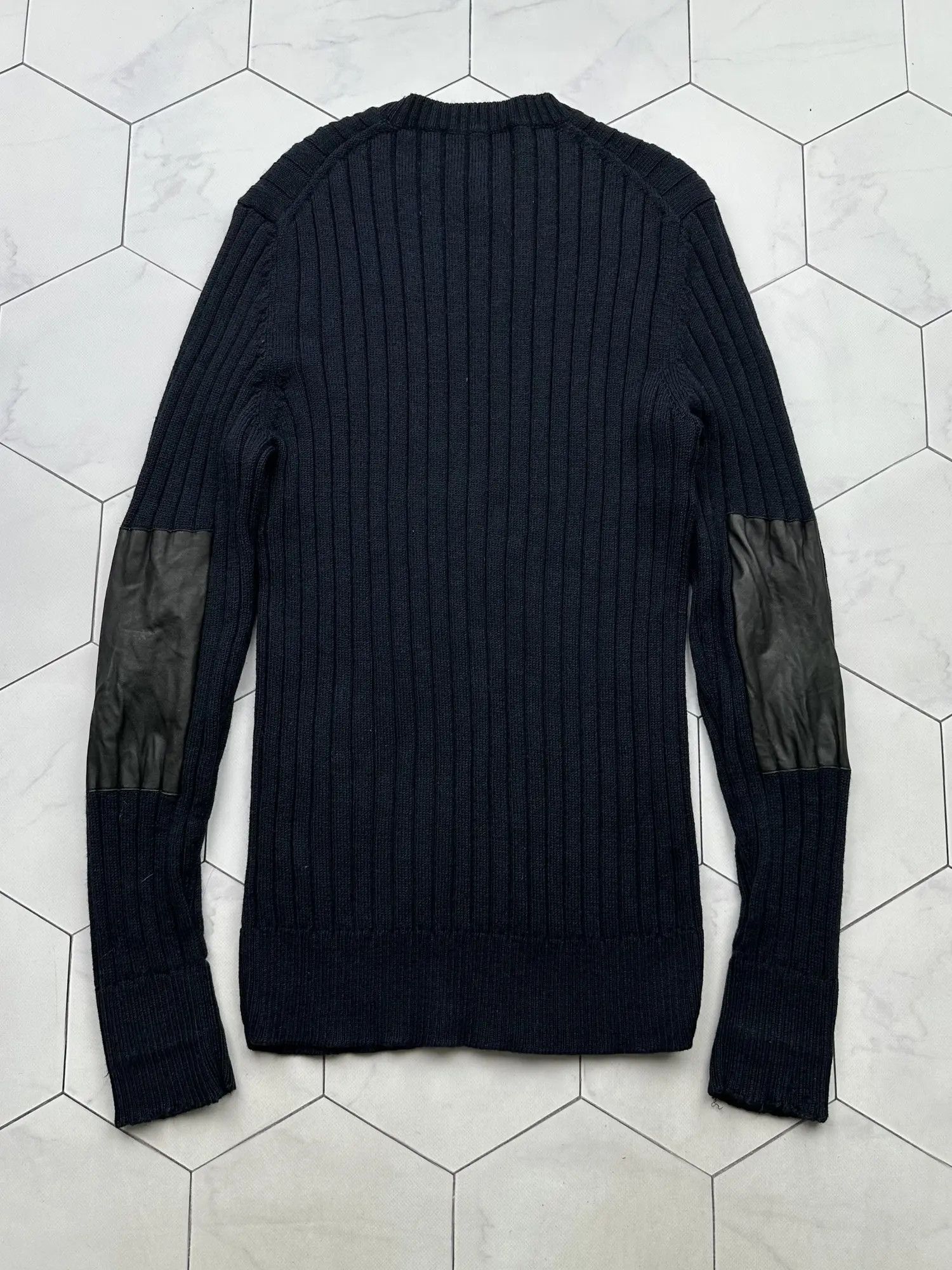 Salvatore Ferragamo Salvatore Ferragamo Vintage Wool Sweater (B290) Size US M / EU 48-50 / 2 - 7 Thumbnail