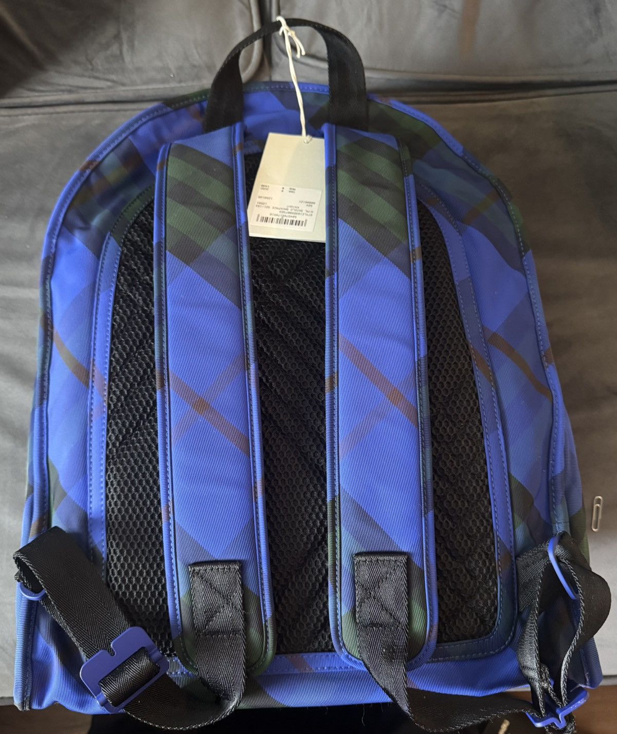 Burberry Burberry Shield Vintage Knight Large Check Print Backpack Size ONE SIZE - 2 Thumbnail