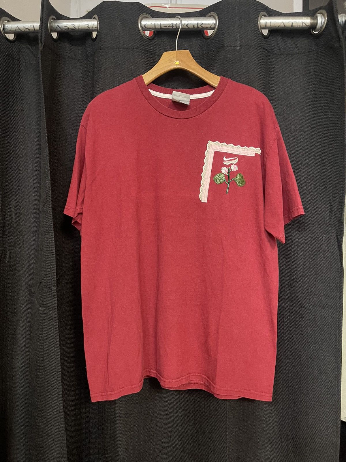 Nike Vintage reworked Nike tee Size US XL / EU 56 / 4 - 1 Thumbnail