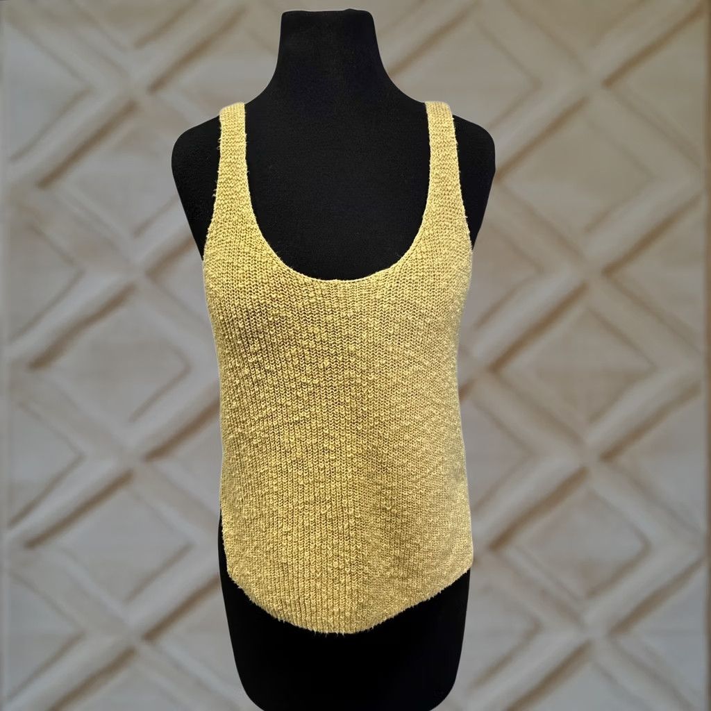 Gap GAP Tank Top Womens Medium Linen Blend Knit Sleeveless Scoop Neck Tan Yellow Breatherable Basic Casual Vacation Vintage? (No—skip) Size M / US 6-8 / IT 42-44 - 1 Thumbnail