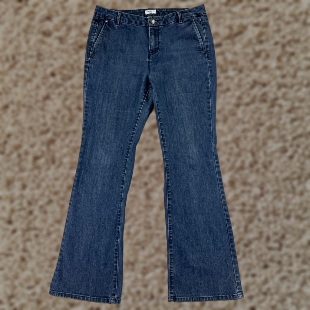 Liz Claiborne Liz Claiborne Jeans Womens 8 Blue Denim Flared 29x29.5 Cotton Regular Zip 5-Pocket Distressed Medium Wash Vintage: No Size 30" / US 8 / IT 44 - 1 Thumbnail
