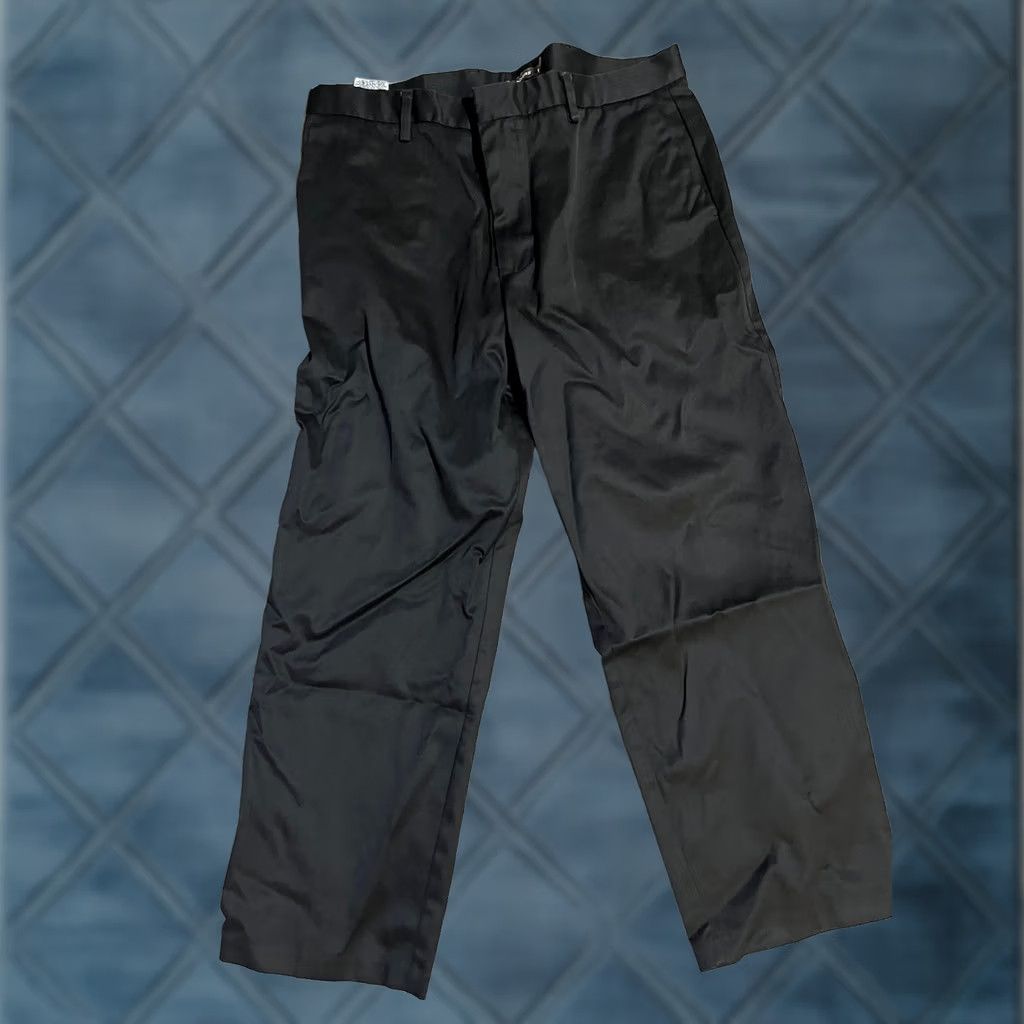 Dockers Dockers Mens Pants Size 38x29 D3Classic Fit Flat Front Chino Size US 38 / EU 54 - 1 Thumbnail
