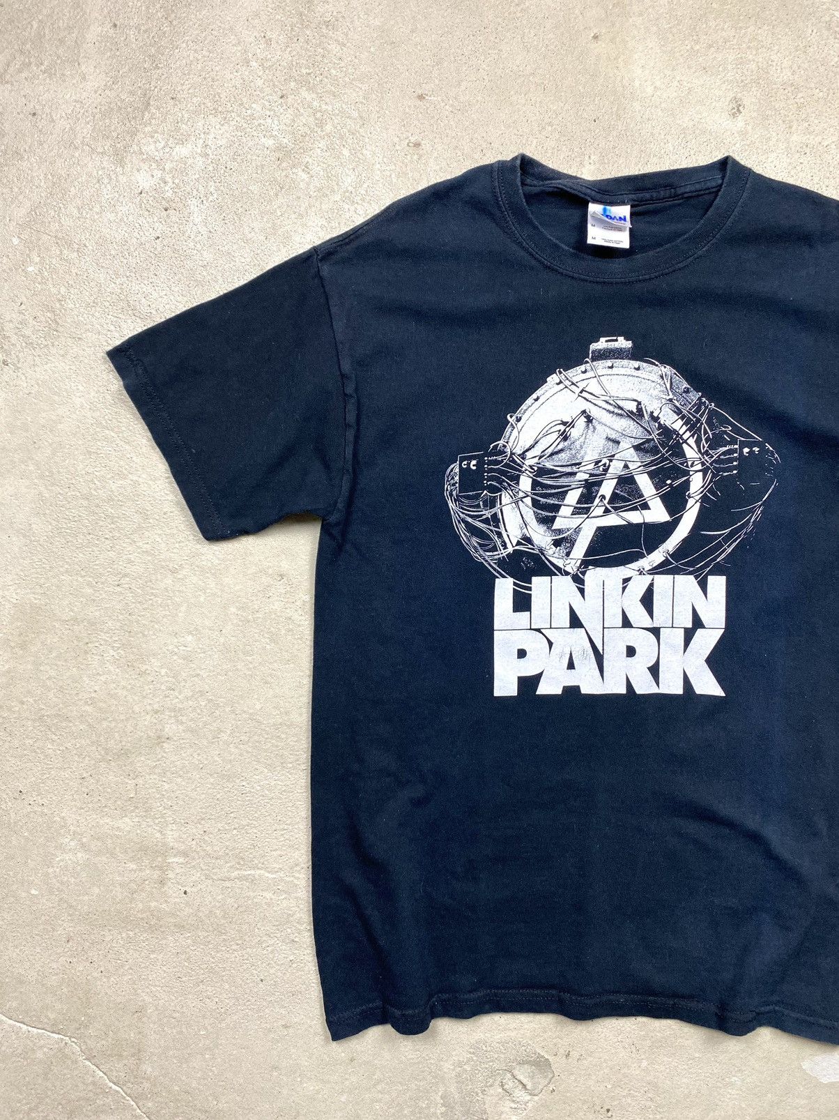 Band Tees Vintage 2000ʼs Linkin Park Band Rock T Shirt Y2K Size US M / EU 48-50 / 2 - 2 Thumbnail