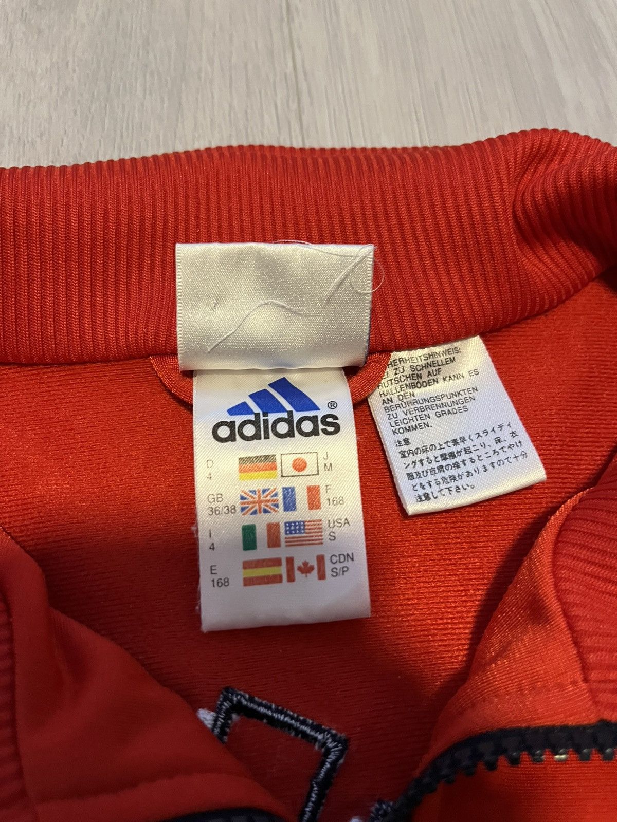 Adidas × Vintage Adidas Vintage Zip-up Sweater 2001 Size US S / EU 44-46 / 1 - 6 Thumbnail