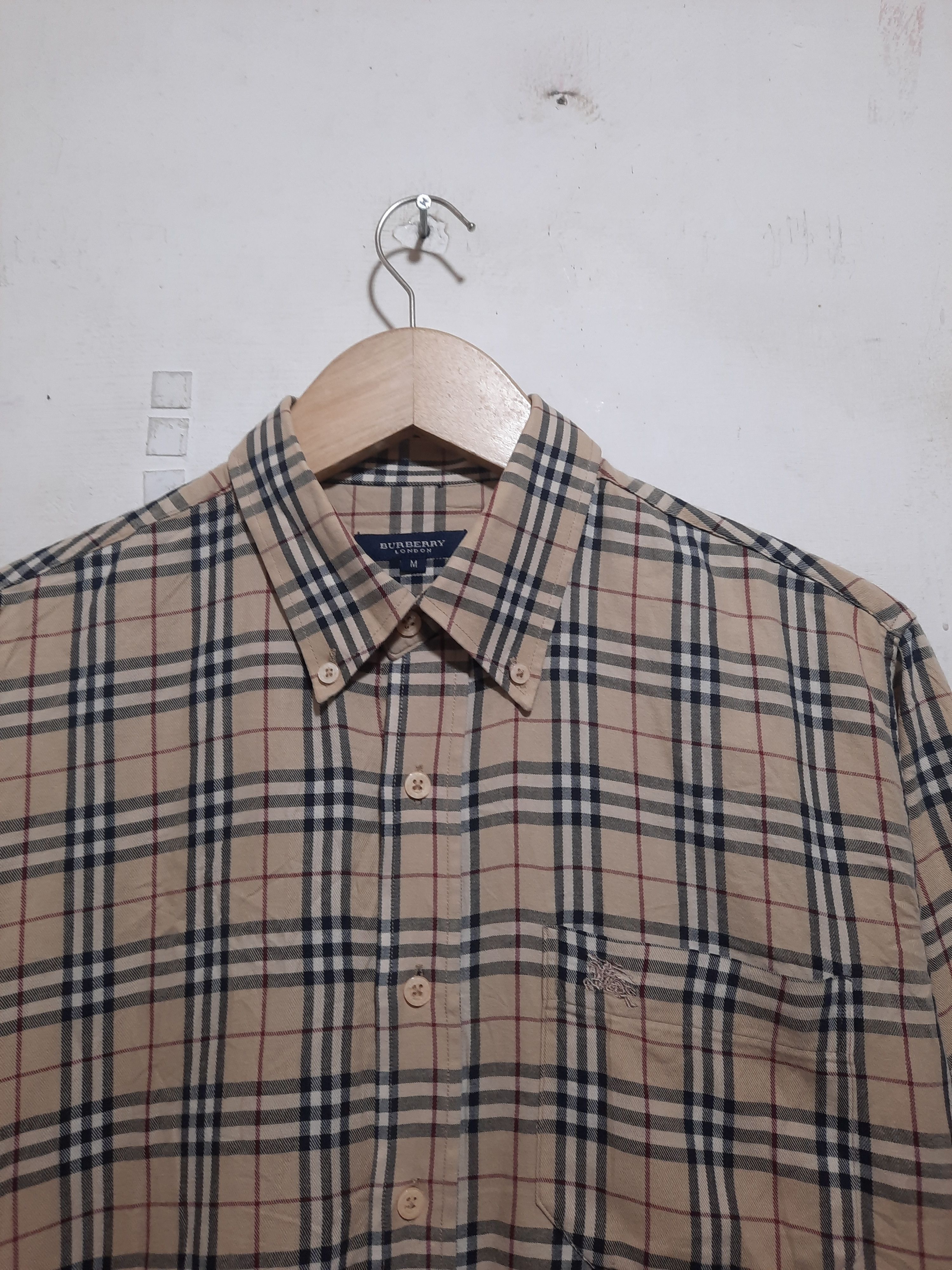 Burberry Burberry London Nova Check Buttondown Shirt Size US M / EU 48-50 / 2 - 4 Thumbnail