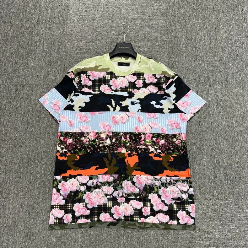 Givenchy Givenchy Floral Patchwork Short Sleeve Size: XX Size US XXS / EU 40 - 1 Thumbnail