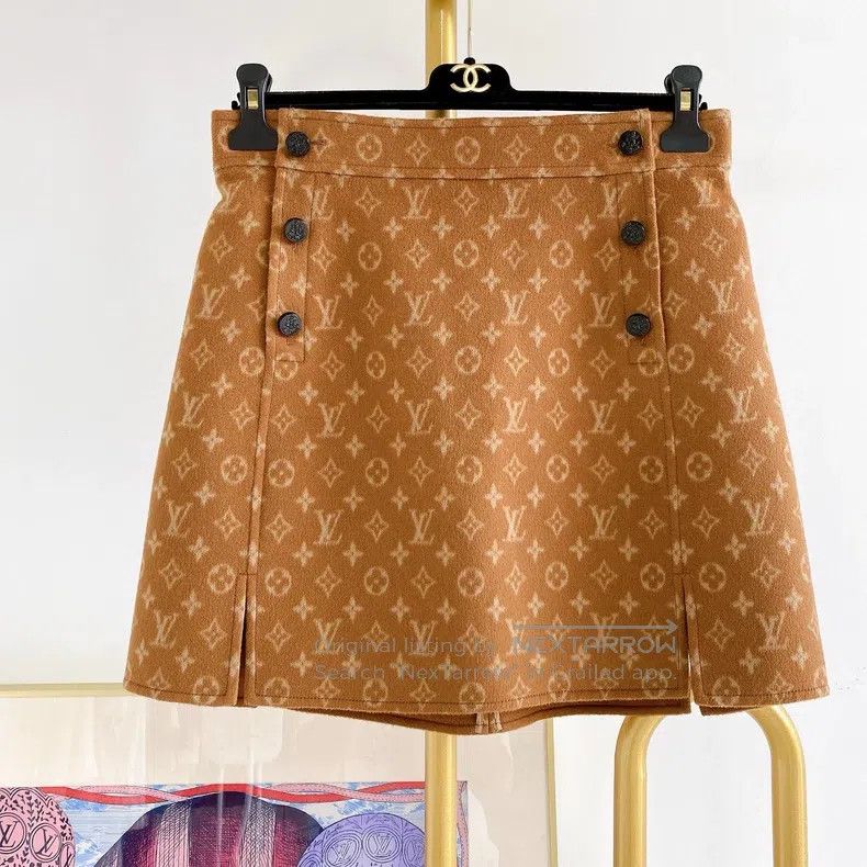 Louis Vuitton Louis Vuitton Brown Full Logo Wool Half Skirt Size 37" - 1 Thumbnail
