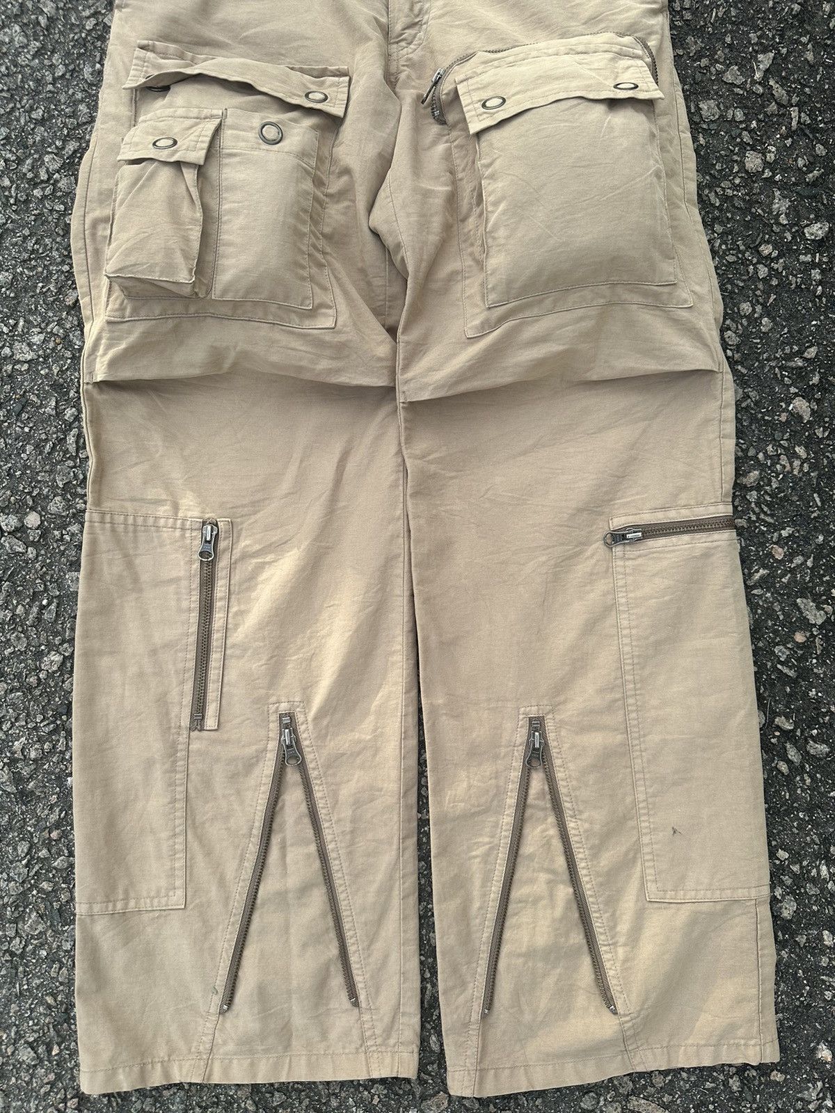 If Six Was Nine CARGO PANTS SENDITIONARIES MULTIPOCKET GAS MASK 15 POCKET Size US 30 / EU 46 - 5 Thumbnail