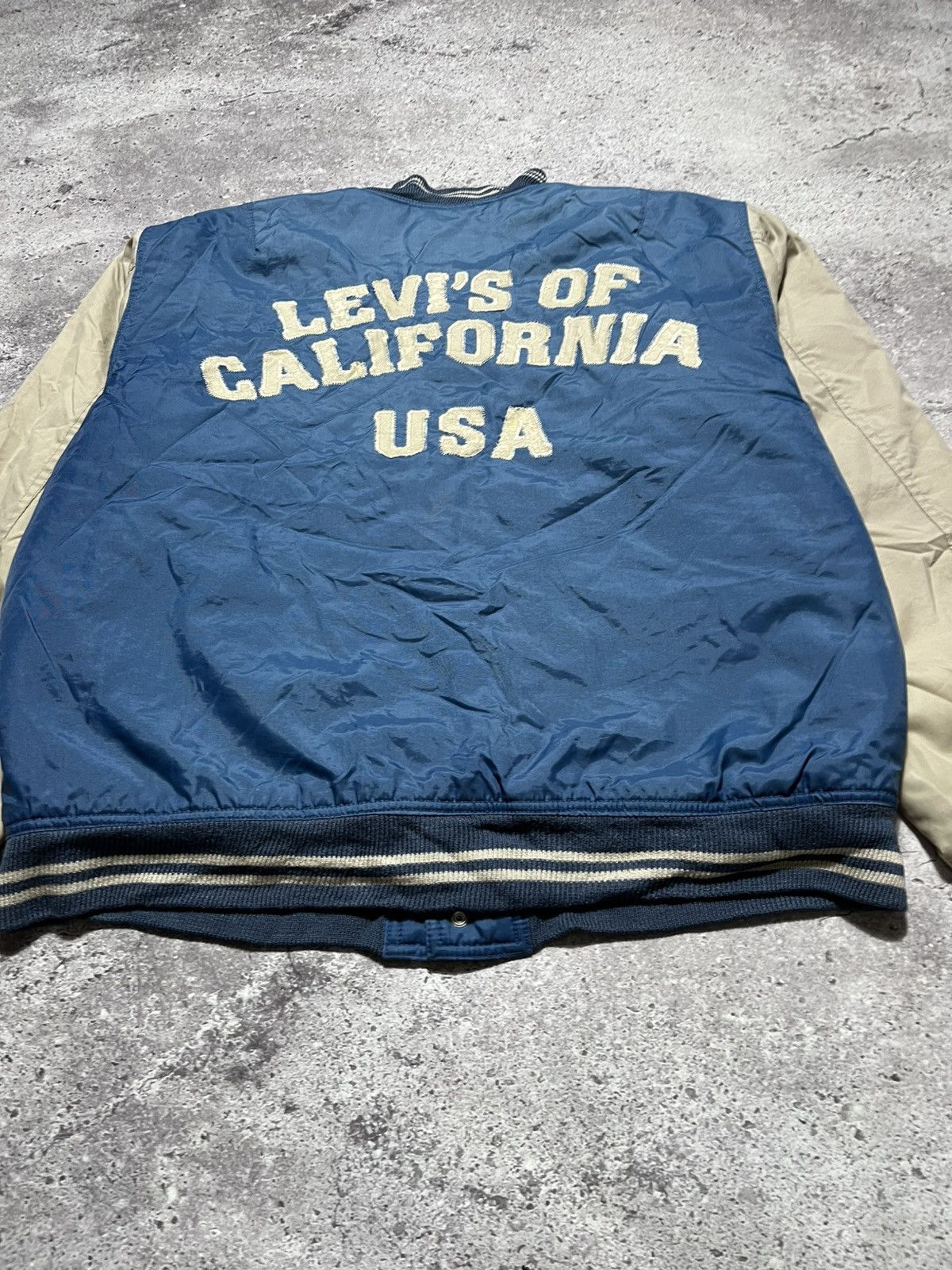 Levi's Vintage Clothing Vintage 80's LEVI'S Of California USA Varsity bomber jacket Size US L / EU 52-54 / 3 - 18 Thumbnail