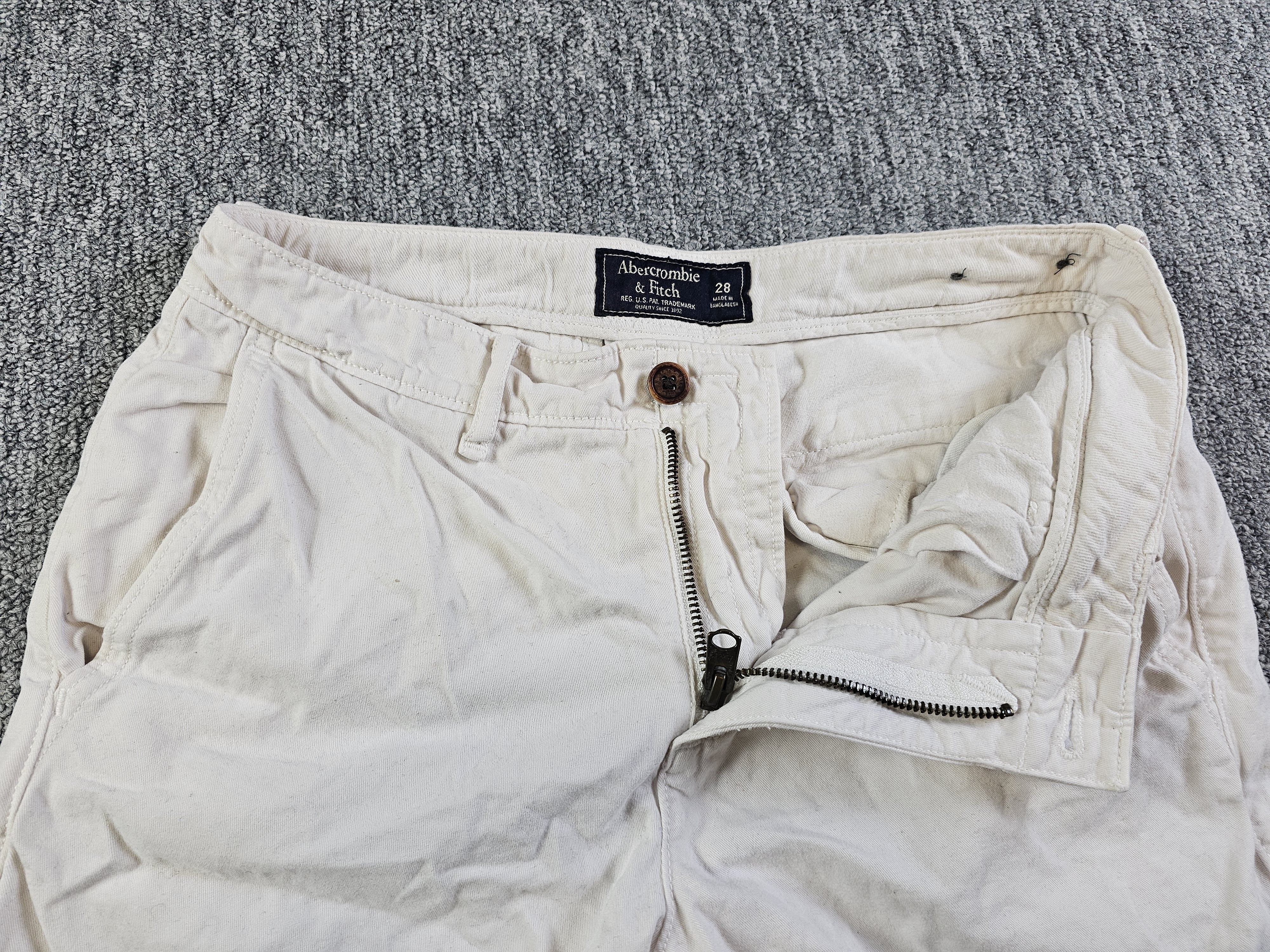 Abercrombie & Fitch Abercrombie & Fitch Khaki Chino Shorts Flat Front Cotton W28 Size US 28 / EU 44 - 3 Thumbnail