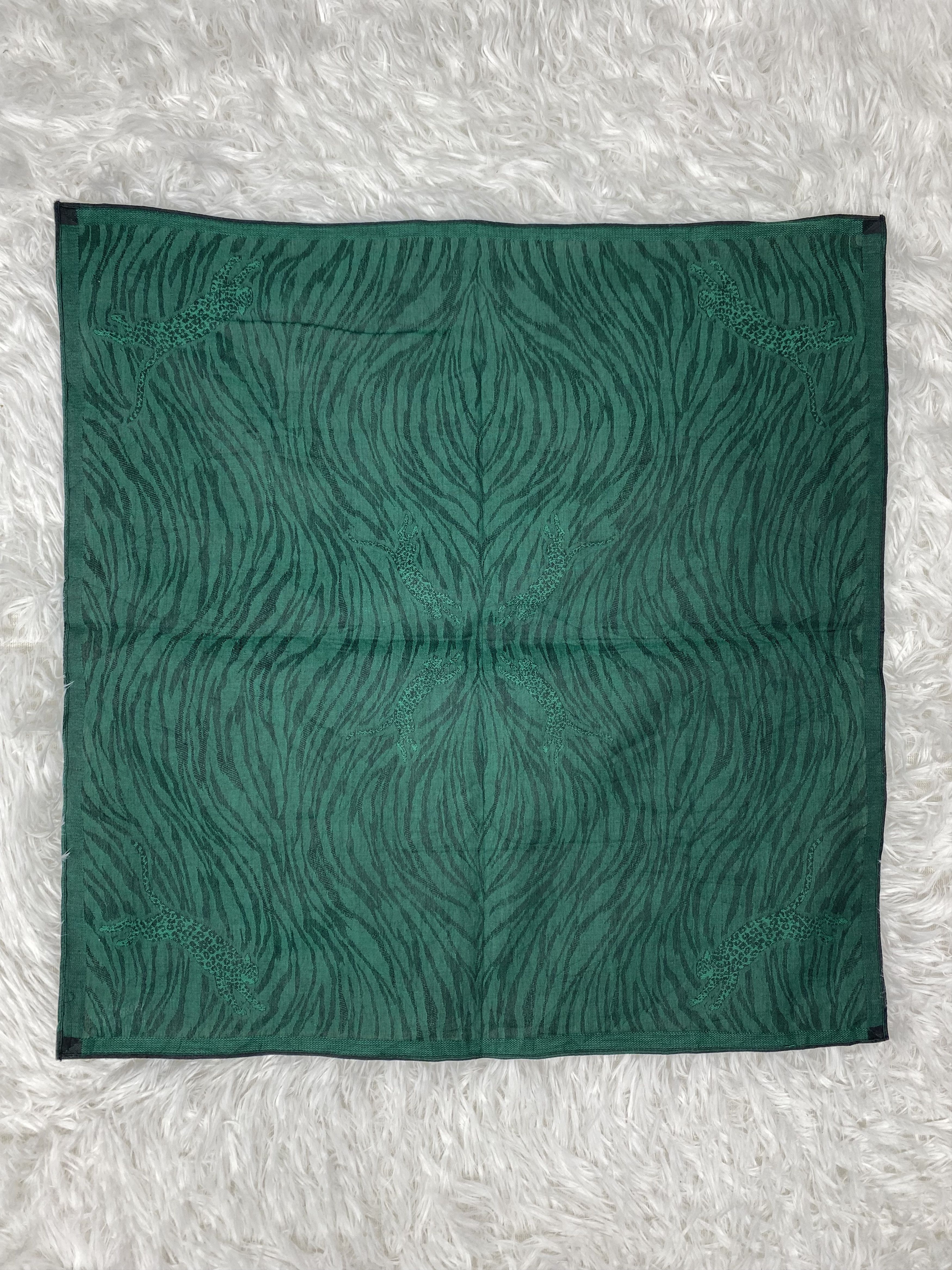 Daniel Hechter × Vintage Vintage Daniel Hechter Handkerchief Neckerchief PH0758 Size ONE SIZE - 4 Thumbnail