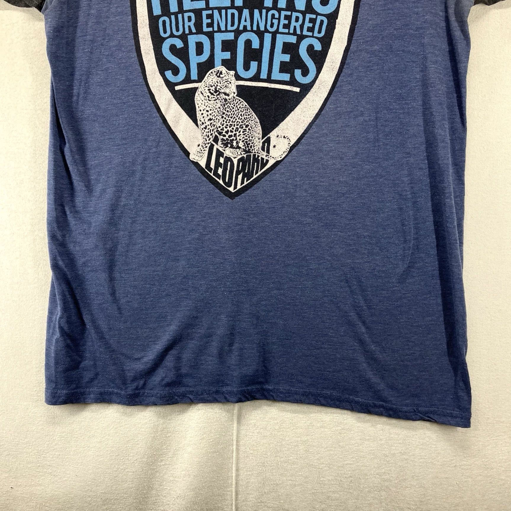 Vintage Endangered Species T Shirt Leopard Big Cats Adult Large Lightweight Thin USA Size US L / EU 52-54 / 3 - 7 Thumbnail
