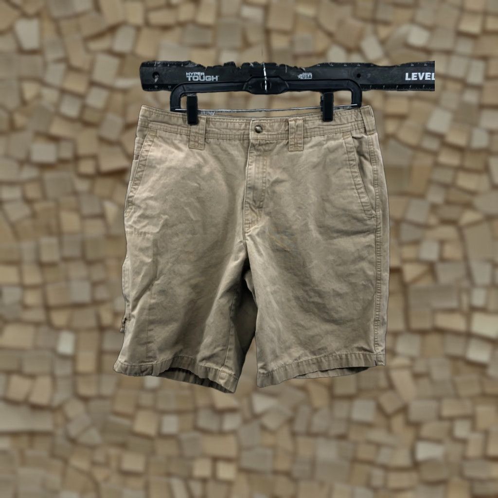 Vintage Columbia Bermuda Shorts 34 Regular Beige Mid Wash 5-Pocket Knit Cotton Blend Logo Belt Loops Regular Mens Shorts Size US 34 / EU 50 - 1 Thumbnail