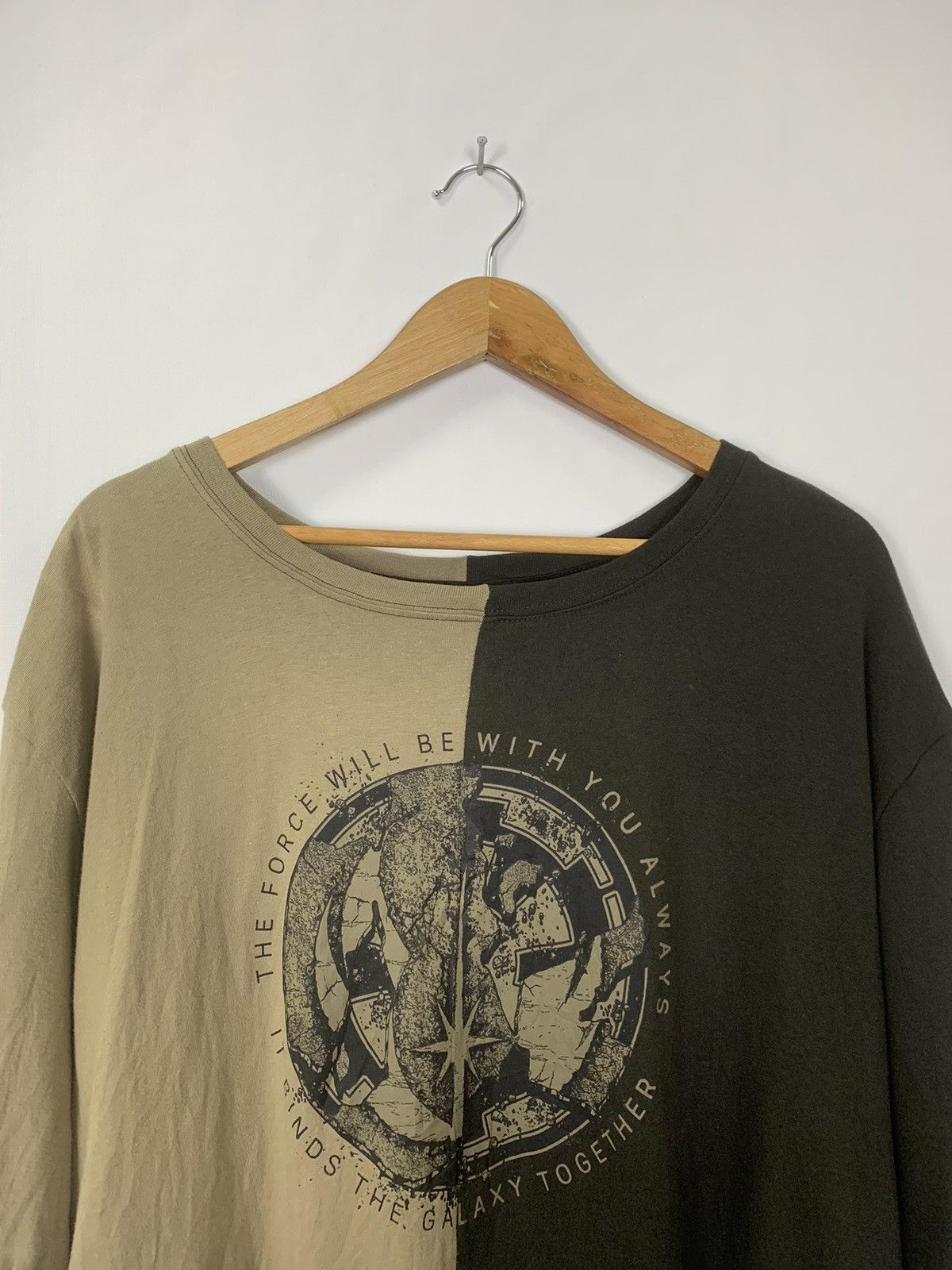 Star Wars Star Wars Women’s Tee Size US L / EU 52-54 / 3 - 3 Thumbnail