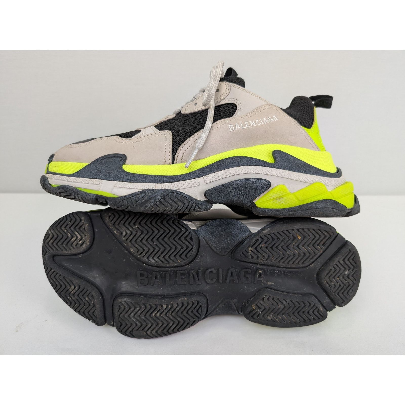 Balenciaga o1rshd1 Runner Sneakers in Grey/Yellow Fluo Size US 10 / EU 43 - 12 Thumbnail