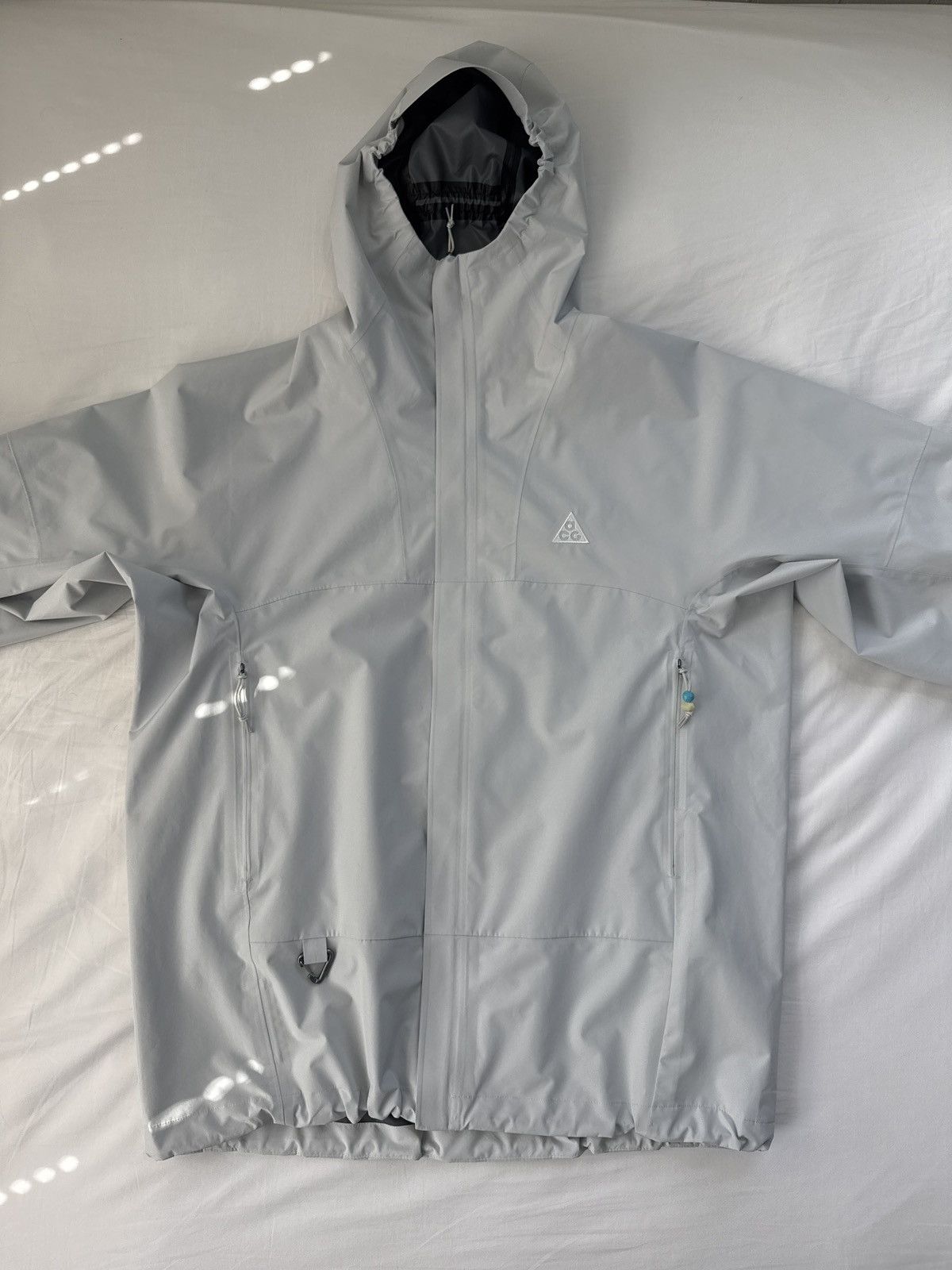 Nike ACG Nike ACG Storm Fit Cascade Rains Waterproof Jacket White Size US M / EU 48-50 / 2 - 6 Thumbnail