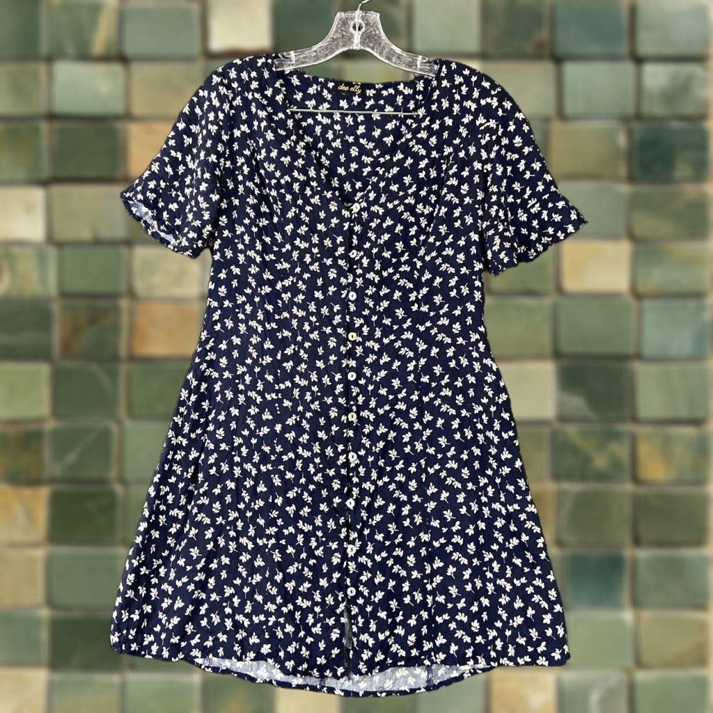 Vintage Dee Elly Floral Blouse Women’s S Blue White Short Sleeves Size S / US 4 / IT 40 - 1 Thumbnail