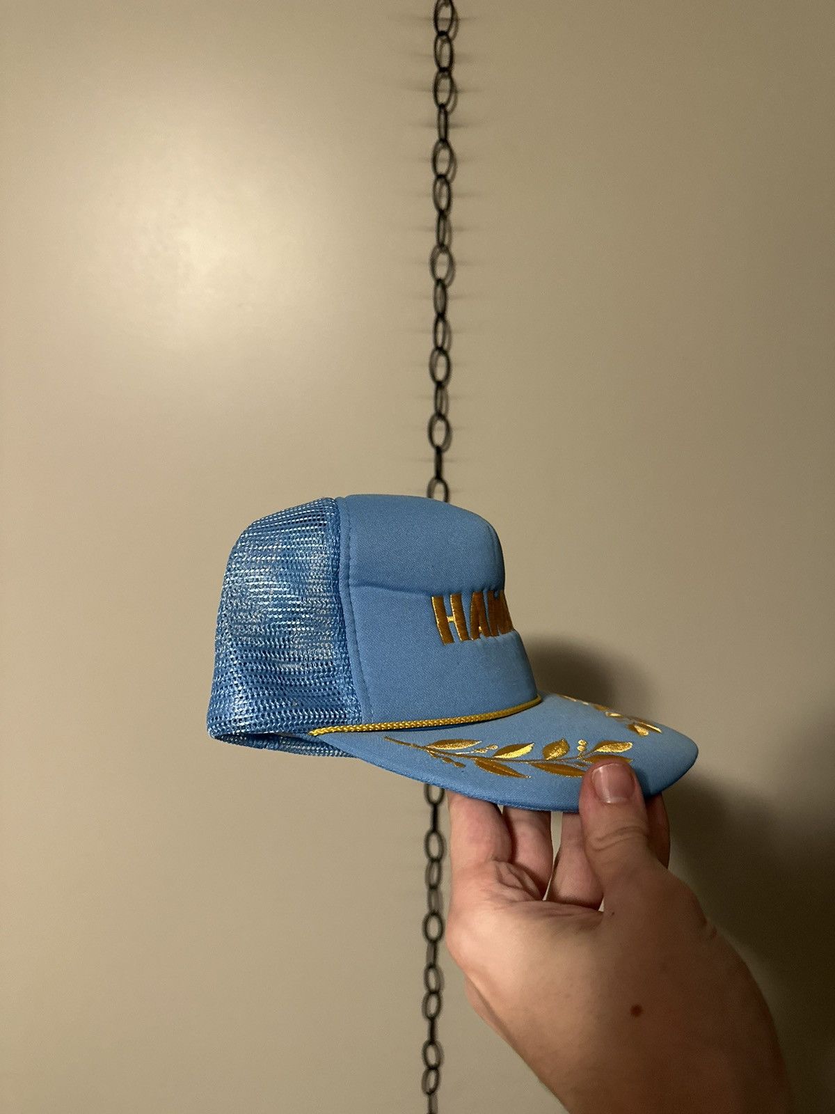 Vintage Vintage Hawaii Spellout Trucker Hat Size ONE SIZE - 2 Thumbnail