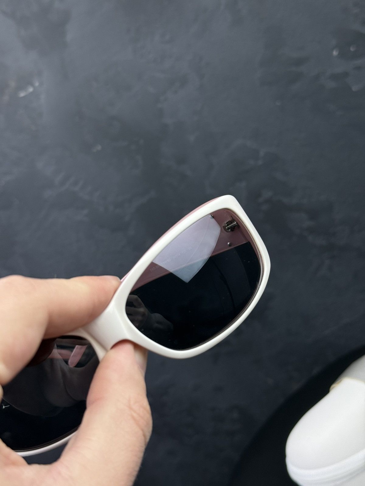 Dolce & Gabbana Vintage Dolce & Gabbana Pink & White Sunglasses Size ONE SIZE - 6 Thumbnail