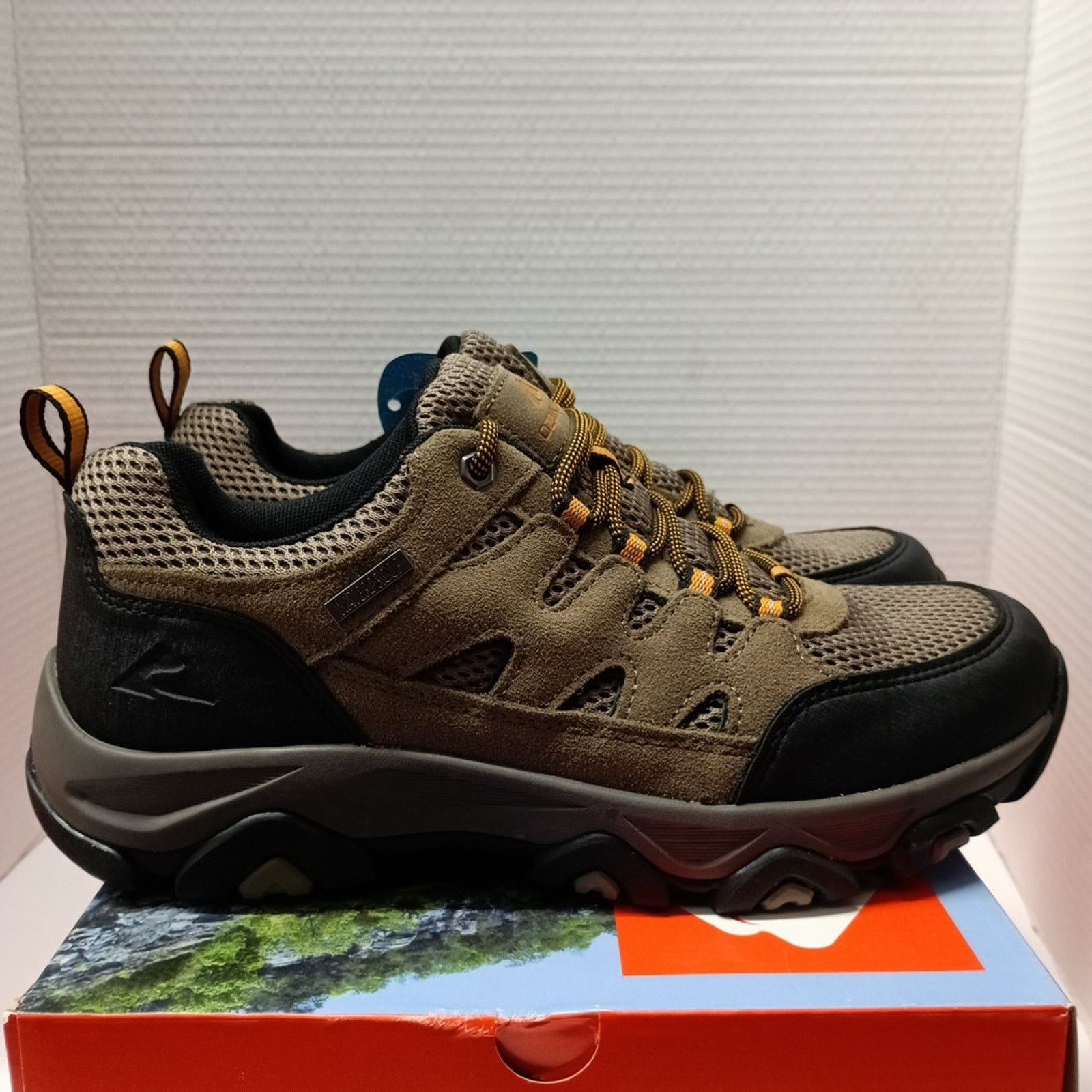 Other Ozark Trail Men Hiking Shoes Size 10 Low Hiker Taupe Leather Size US 10 / EU 43 - 1 Thumbnail