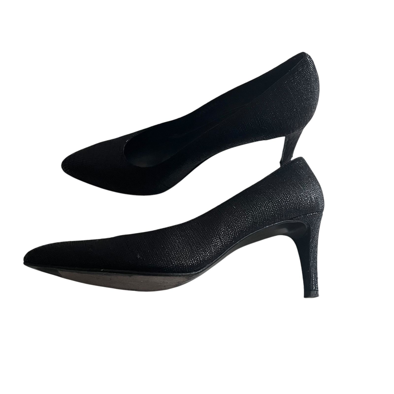 Stuart Weitzman Stuart Weitzman Black Curvia Textured Pointed Toe Pumps Size US 7.5 / IT 37.5 - 4 Thumbnail