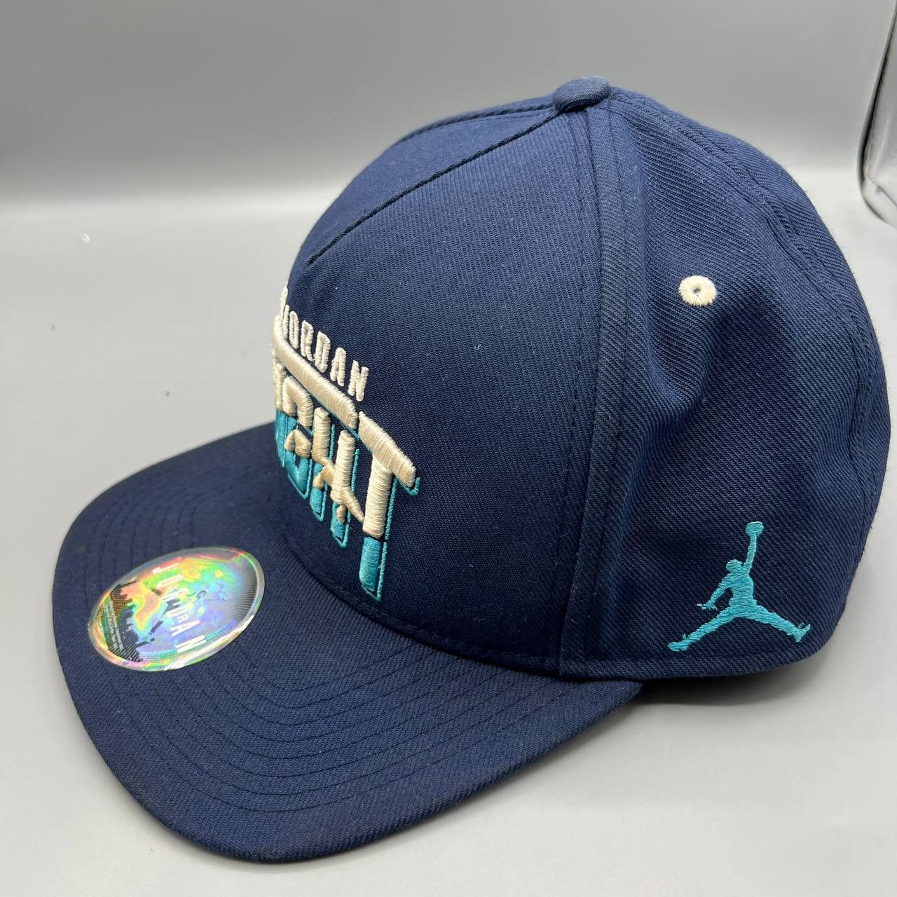 Jordan Brand Air Jordan Flight Hat Men Embroidered Jumpman Snap Back Cap Size ONE SIZE - 3 Thumbnail