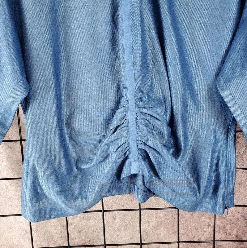 Dior Christian Dior Women's Long Sleeve Top in Deep Blue . Size L / US 10 / IT 46 - 9 Thumbnail