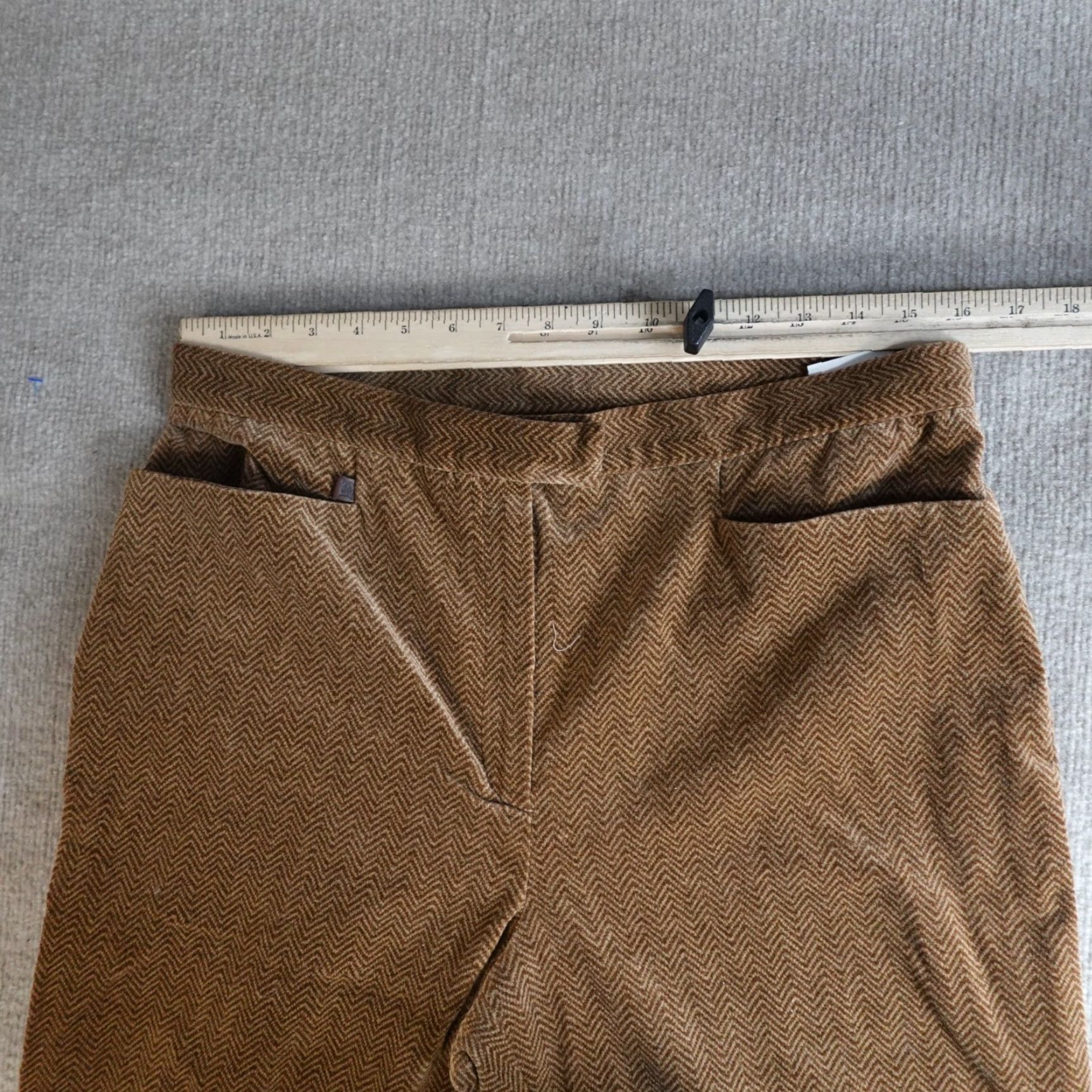 Ralph Lauren VINTAGE? LAUREN RALPH LAUREN Womens Pants 12 Brown Velour Geometric 31" Inseam 30 Dress Pants Brown Womens Regular 12 Size 34" / US 12 / IT 48 - 5 Thumbnail