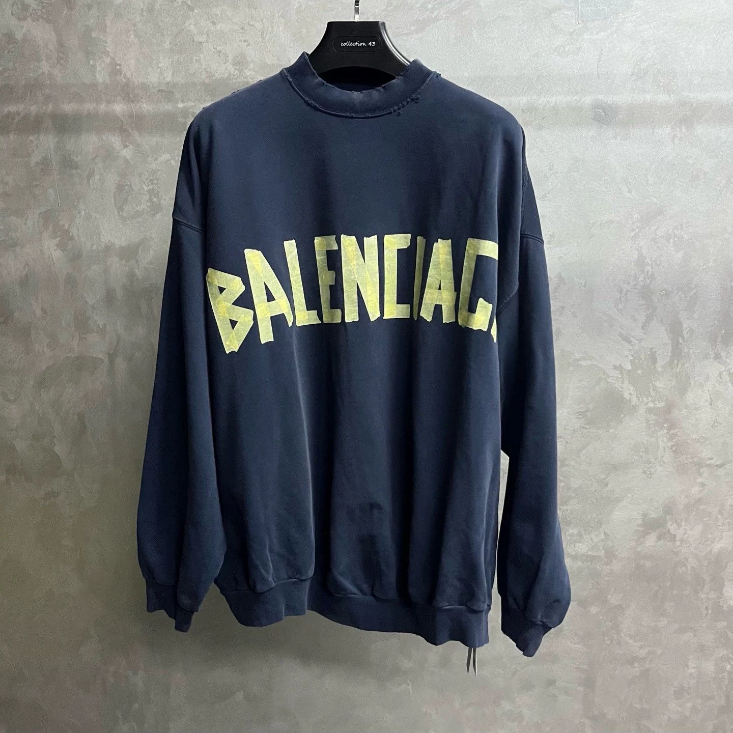 Balenciaga Balenciaga Blue Letter Print Sweatshirt Size US S / EU 44-46 / 1 - 1 Thumbnail