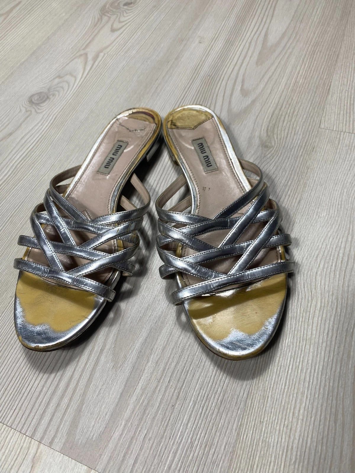 Miu Miu Miu Miu Silver Leather Slippers Flats - US 7.5 EU 38 Size US 7.5 / IT 37.5 - 3 Thumbnail