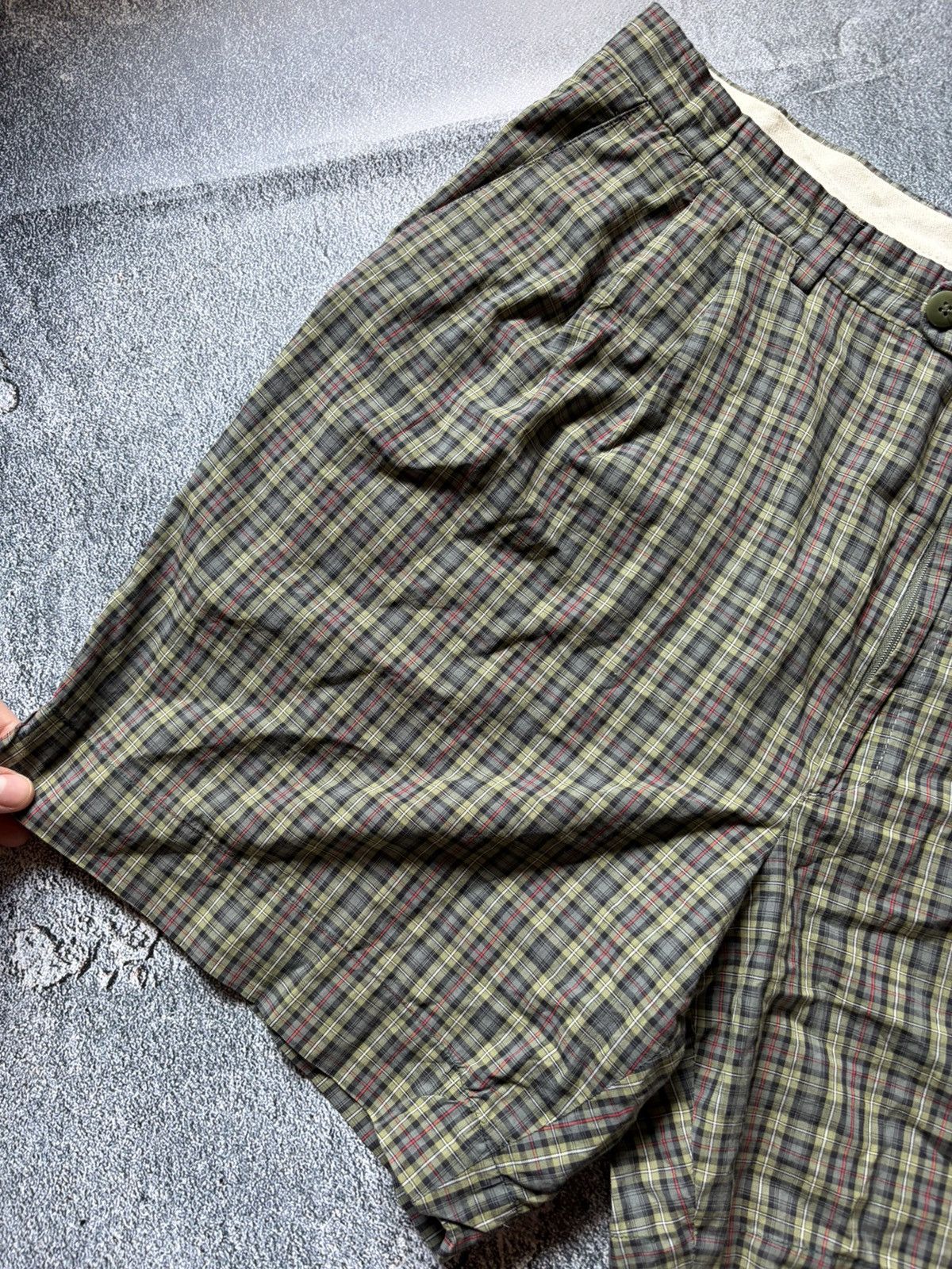 Burberry Vintage Burberry’s Checkered Shorts Size US 34 / EU 50 - 4 Thumbnail