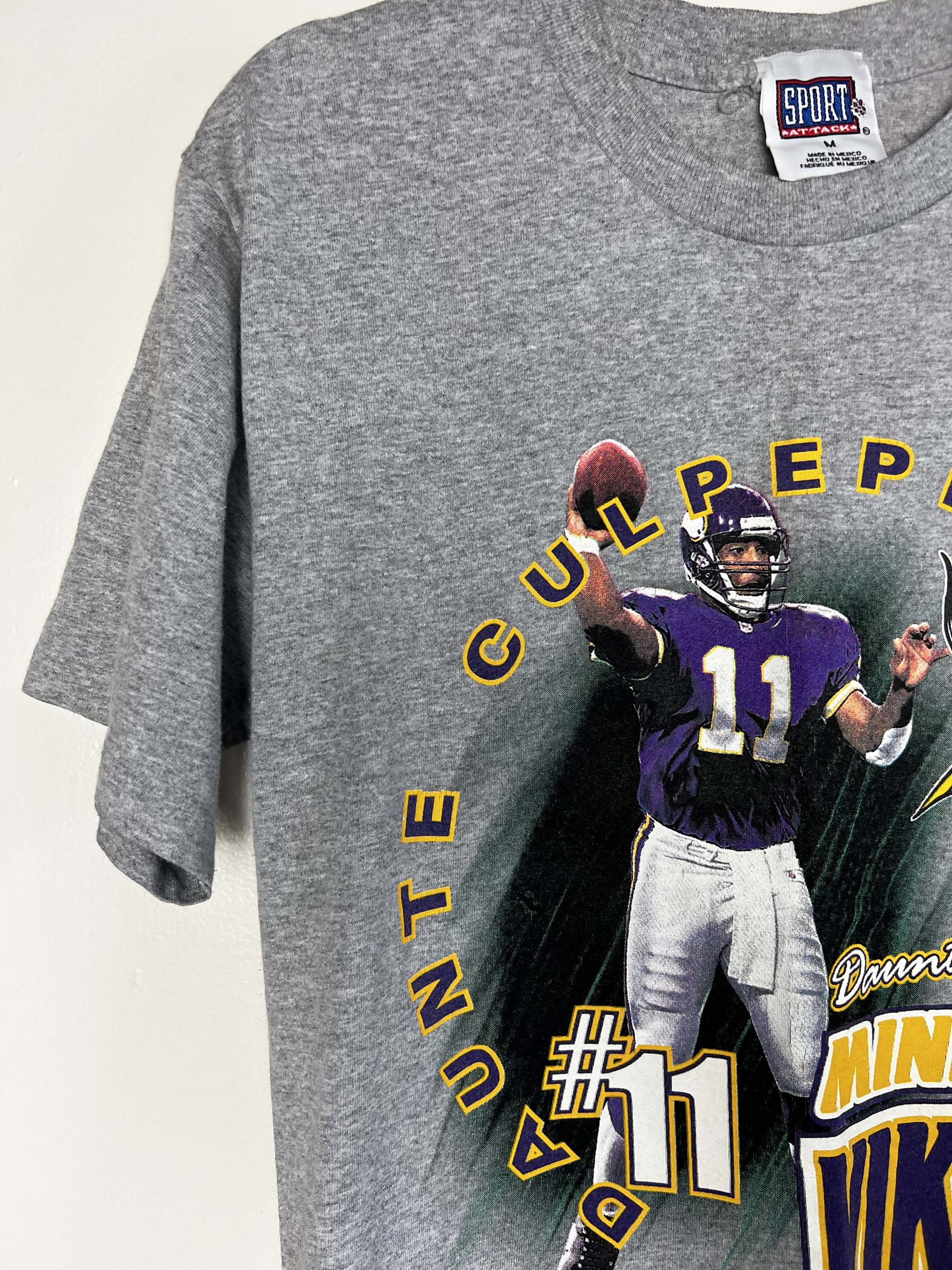 Vintage Vintage 2001 Daunte Culpepper #11 Minnesota Vikings T-Shirt Size US M / EU 48-50 / 2 - 7 Thumbnail