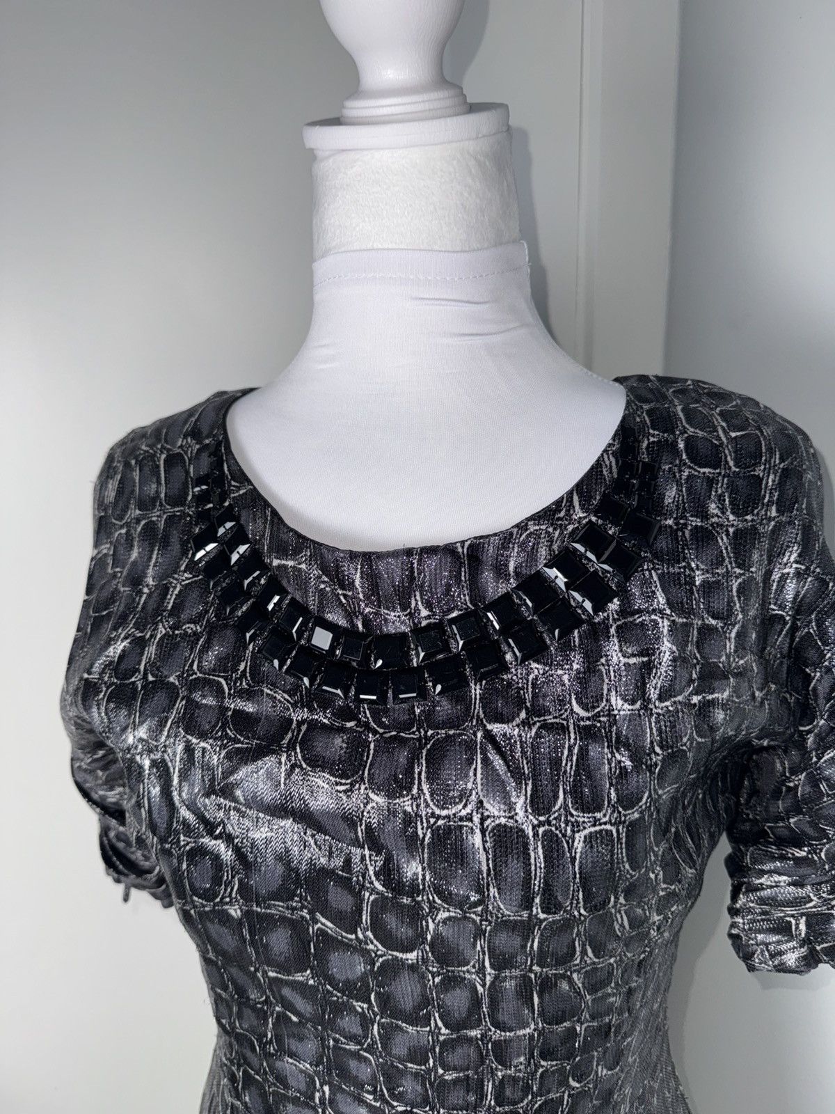 Blumarine Blumarine Delilah Metallic Embossed Cocktail Dress/ Size 4 Size M / US 6-8 / IT 42-44 - 3 Thumbnail