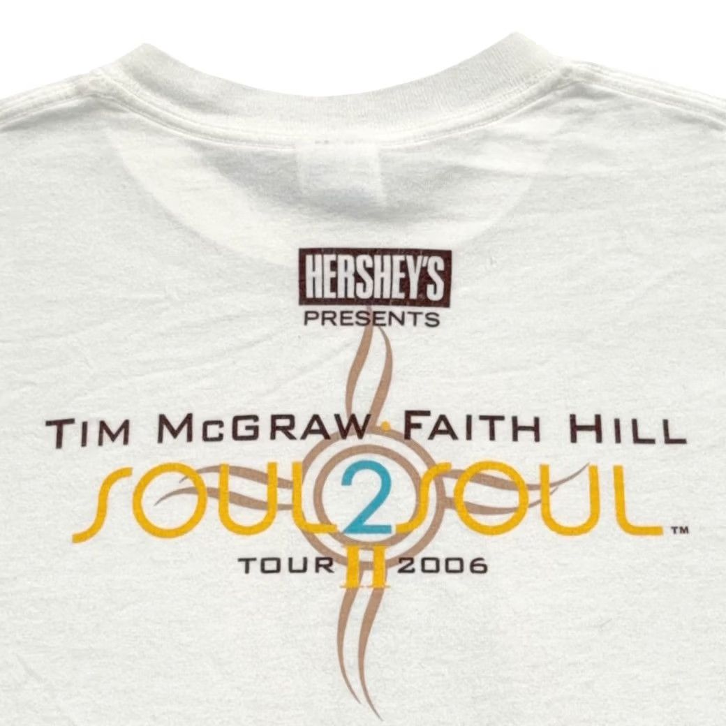 Gildan VINTAGE Tim McGraw Faith Hill Shirt Adult MEDIUM White Soul 2 Soul Music Y2K Shirt Mens XS Size US M / EU 48-50 / 2 - 4 Thumbnail