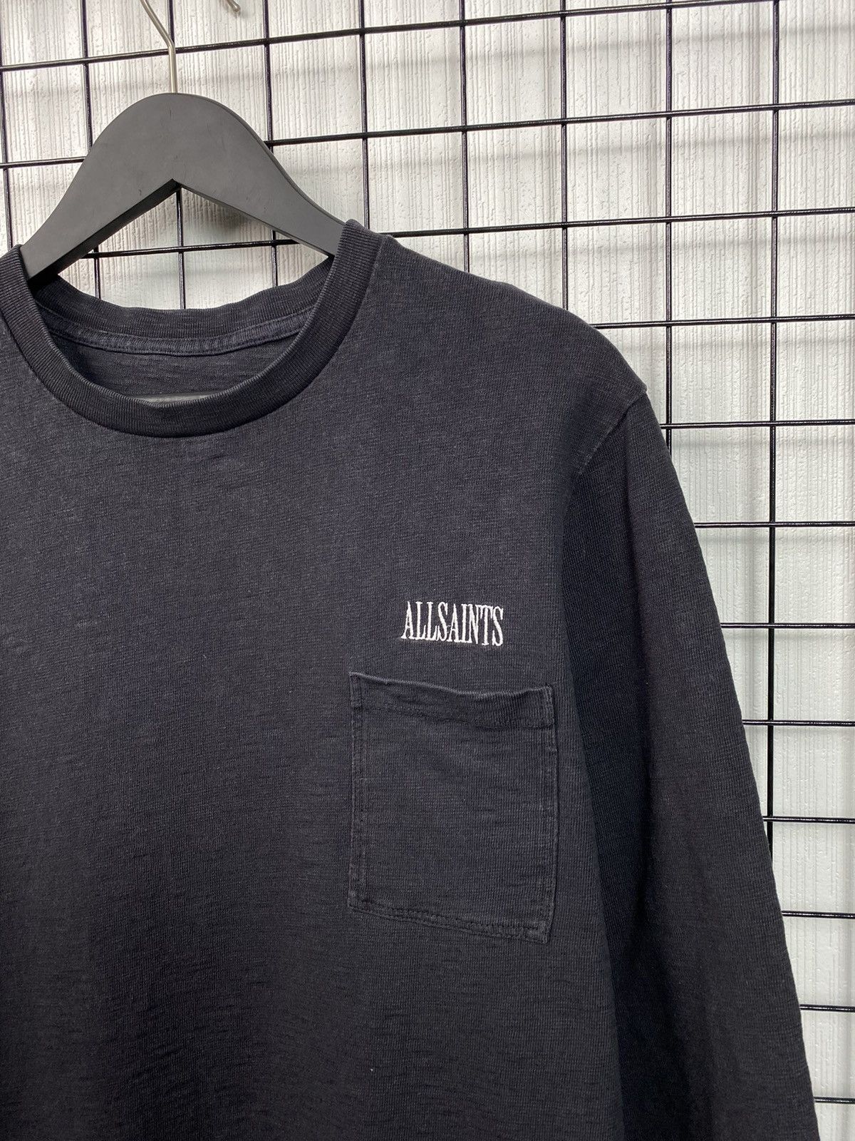 Allsaints AllSaints luxury streetwear overprinted longsleeve shirt Men Size US L / EU 52-54 / 3 - 3 Thumbnail