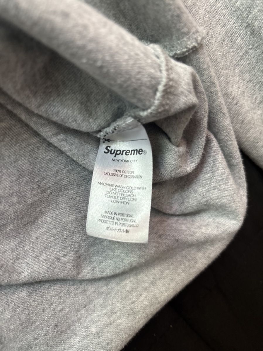 Supreme Supreme Box Logo Long Sleeve Grey Size US M / EU 48-50 / 2 - 4 Thumbnail