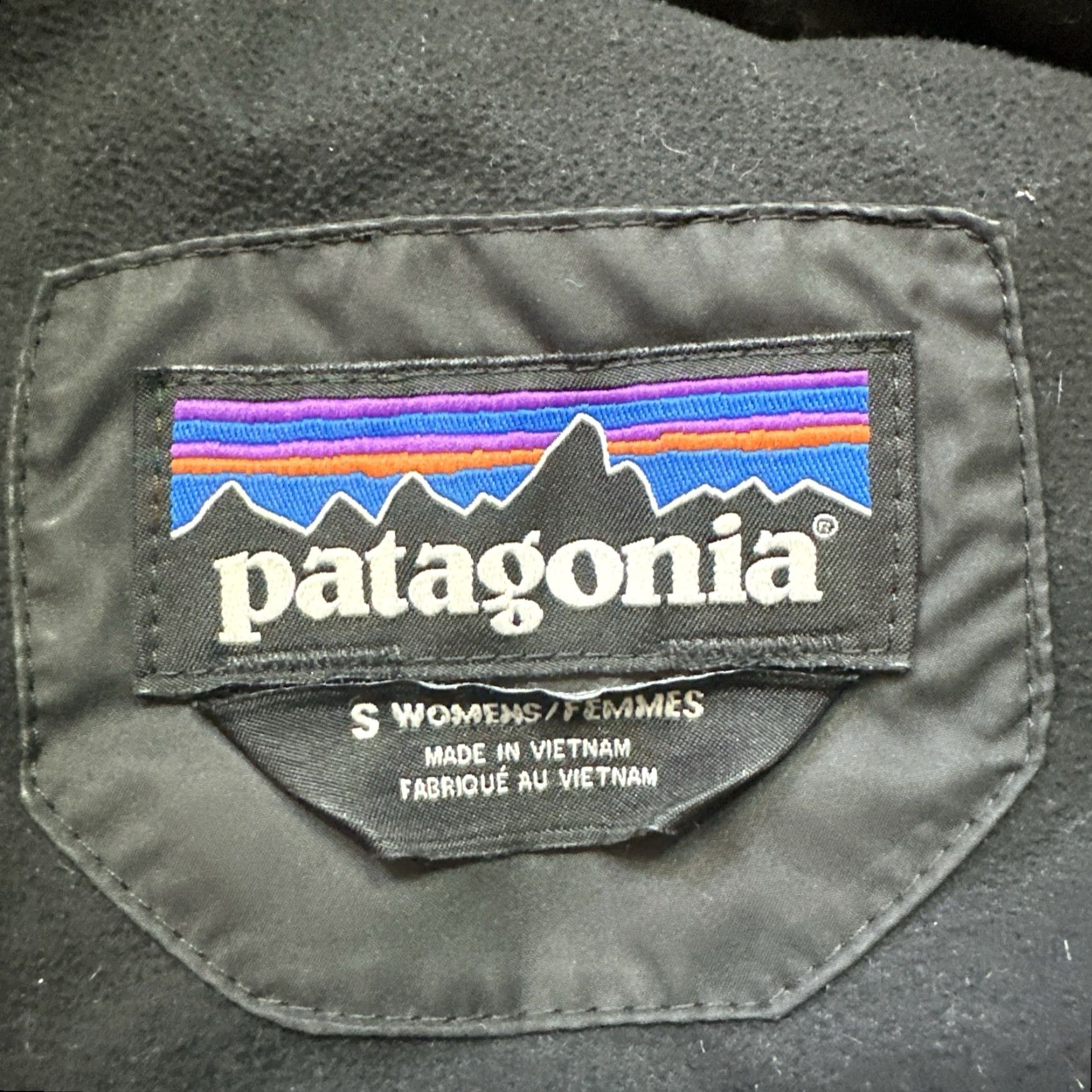 Patagonia Patagonia Black Long Down Coat Jacket Women’s Hooded Puffer Size Small Parka Winter Fall Coat Womens Size S / US 4 / IT 40 - 7 Thumbnail