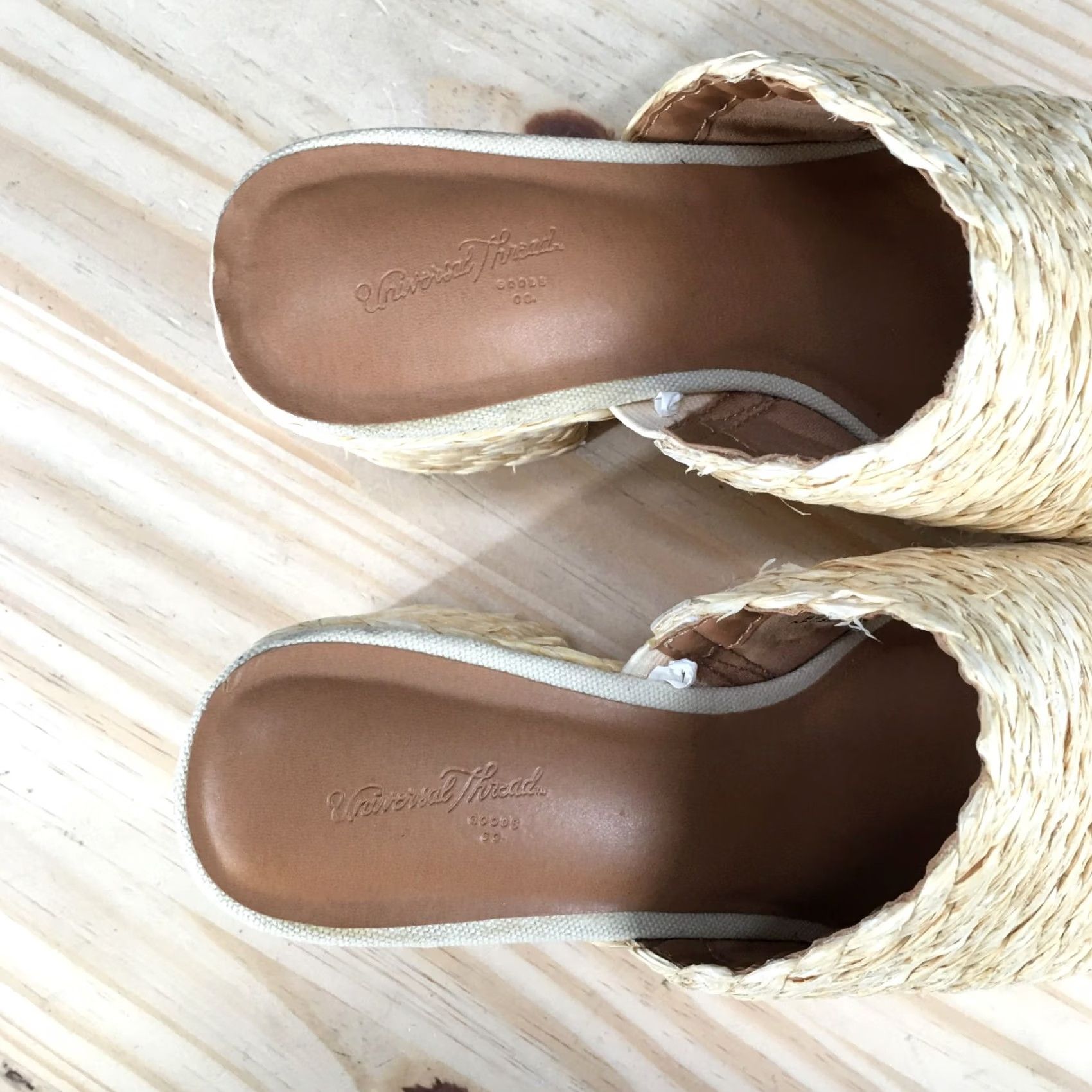Vintage Universal Thread Sandals Womens 7 Beige Platform Slides Casual Woven Footwear Mens? Size US 7 / IT 37 - 5 Thumbnail