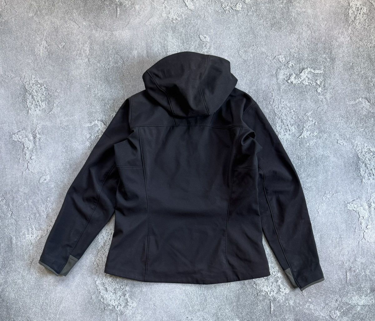 Arc'teryx Arc’teryx L Wmns zip hooded jacket softshell windbreaker Size L / US 10 / IT 46 - 16 Thumbnail