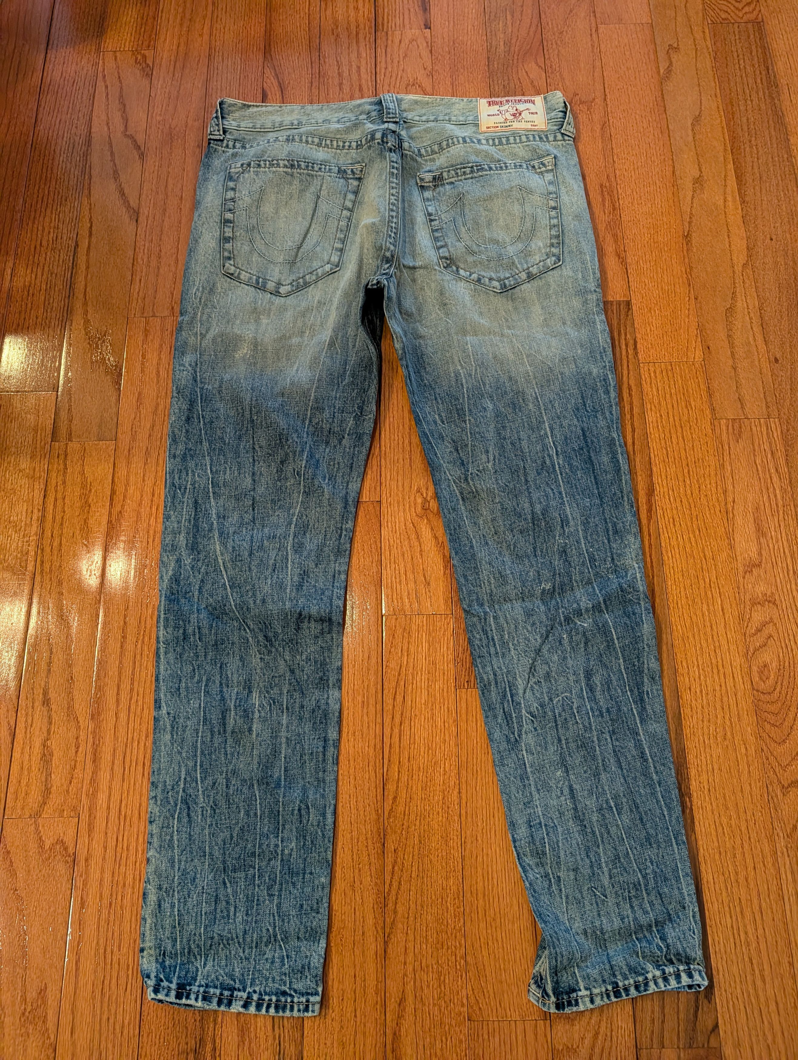 True Religion True Religion Skinny Distressed Light Wash Denim Jeans 38 Size US 38 / EU 54 - 1 Thumbnail
