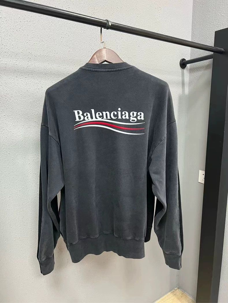 Balenciaga Balenciaga Manchester United Cola embroidered patchwork sw Size US S / EU 44-46 / 1 - 2 Thumbnail