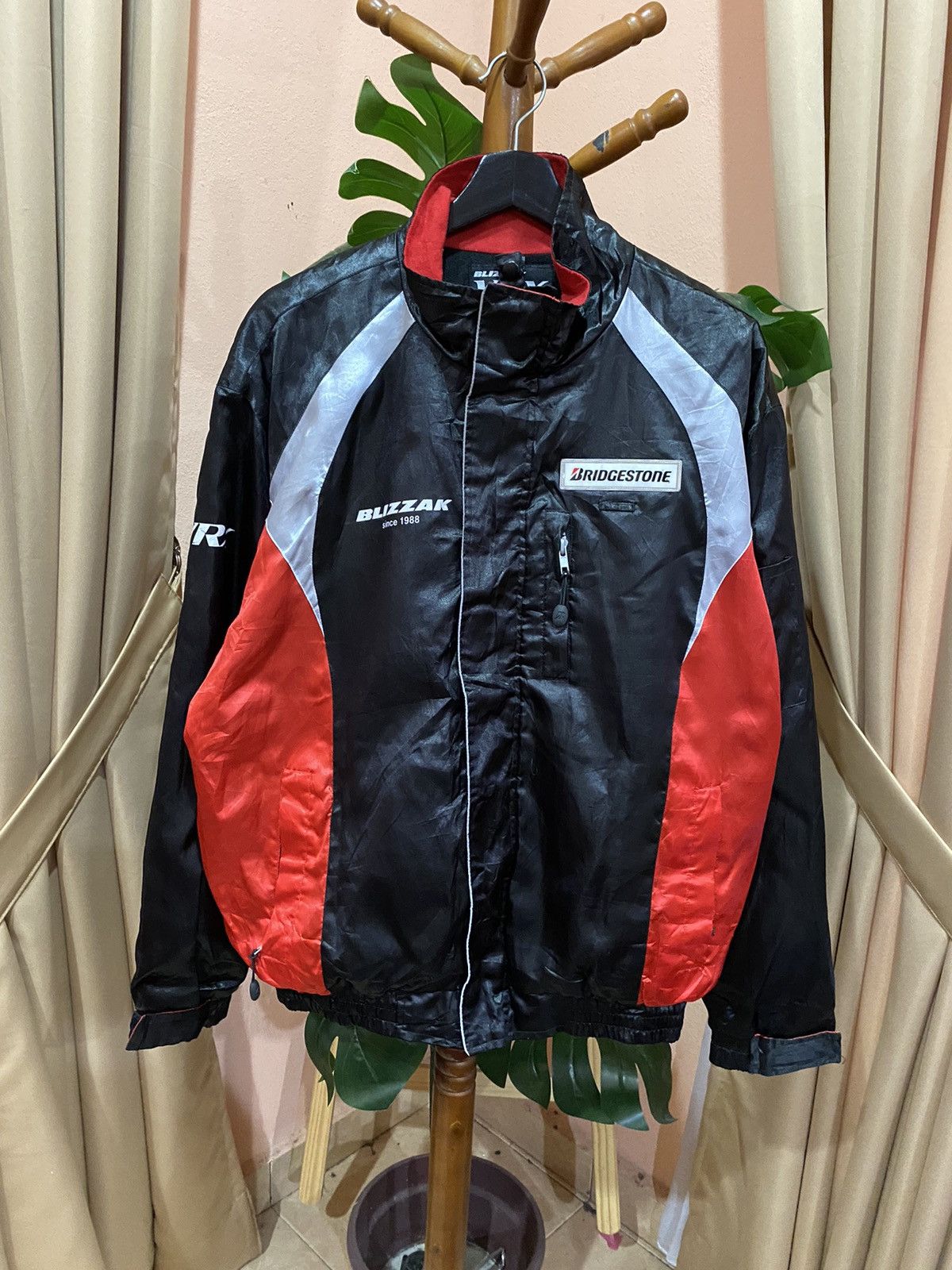 Vintage VINTAGE BRIDGESTONES BLIZZAK WINDBREAKER Size US L / EU 52-54 / 3 - 2 Thumbnail